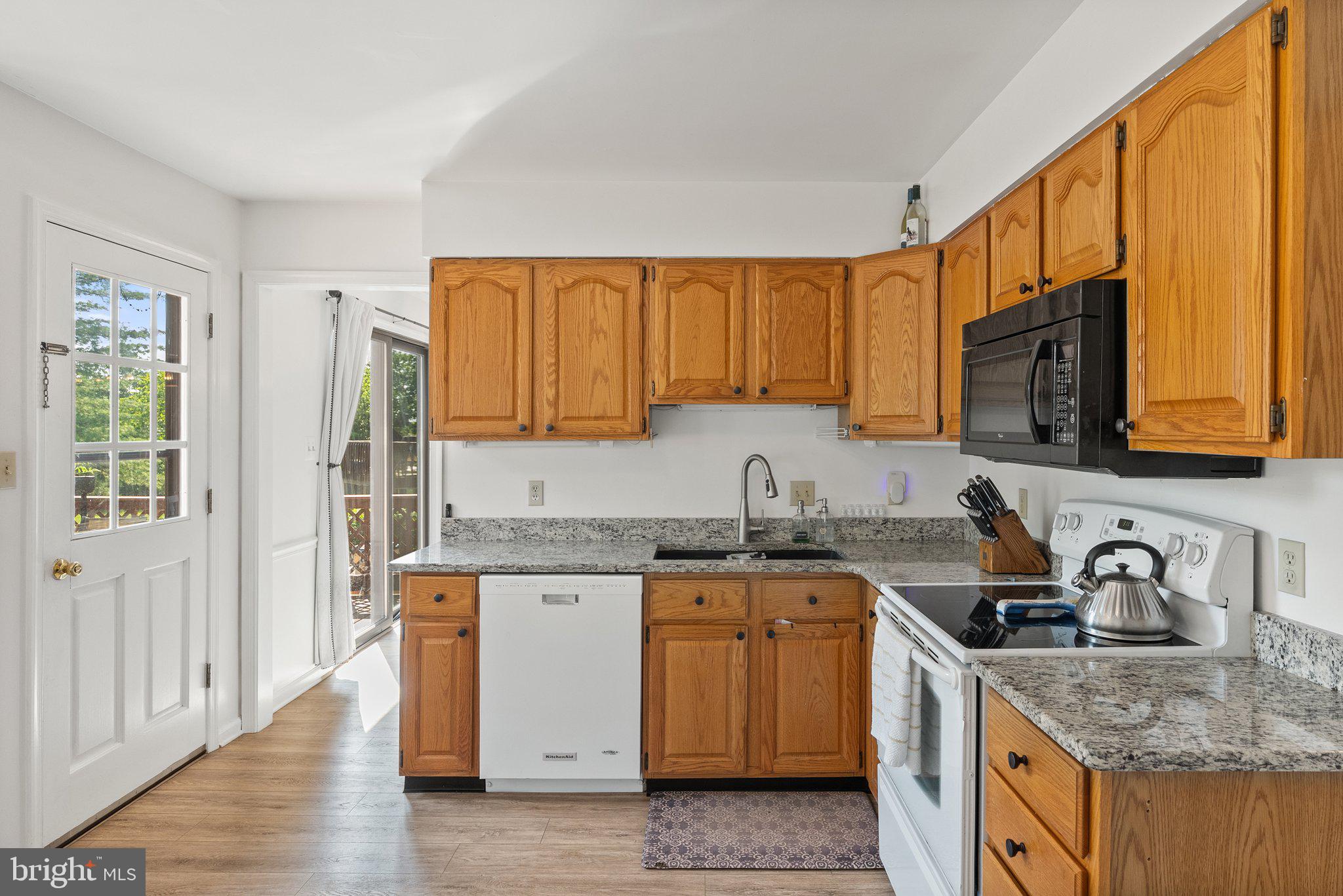 LAKE HOLIDAY ESTATES - Residential