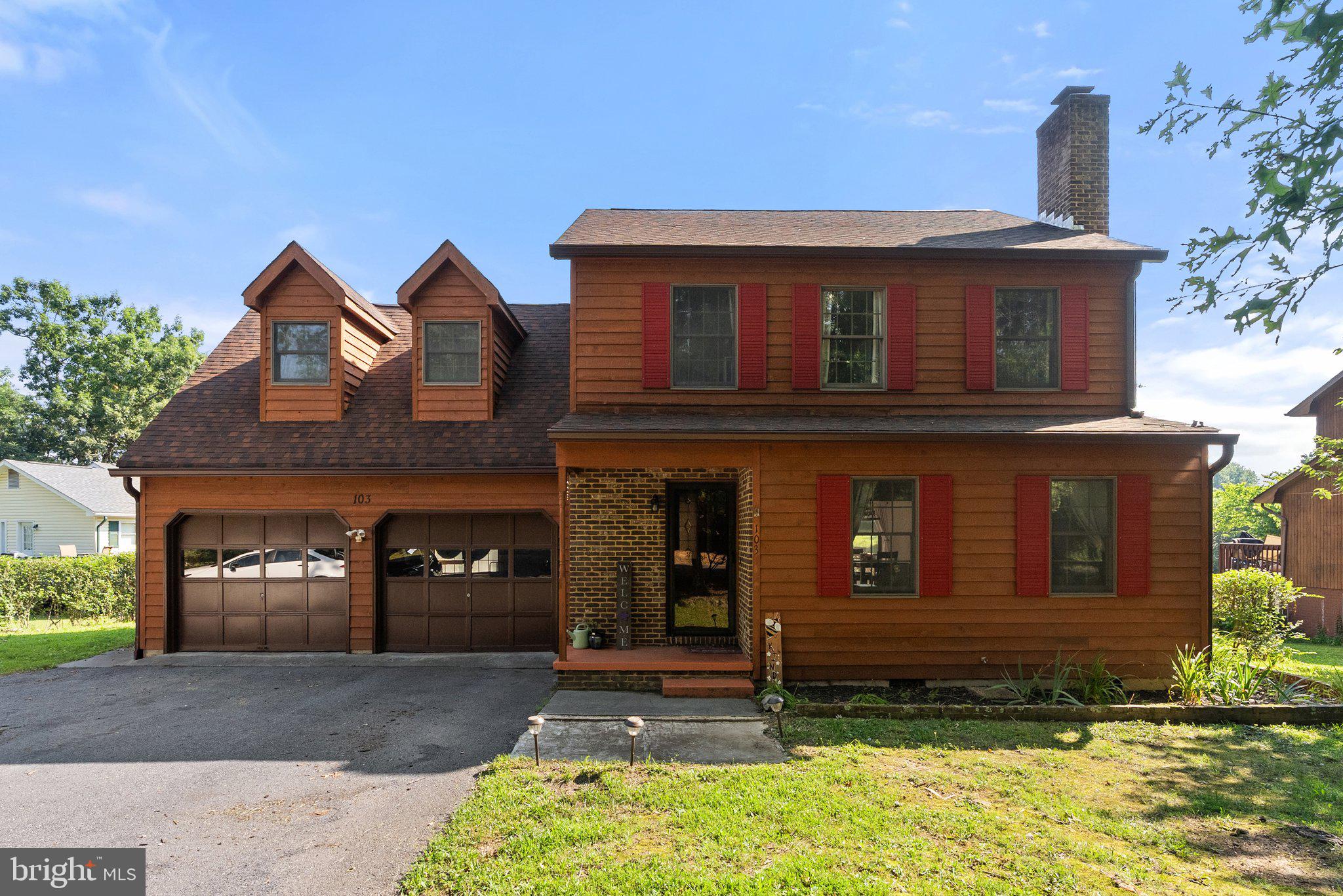 LAKE HOLIDAY ESTATES - Residential