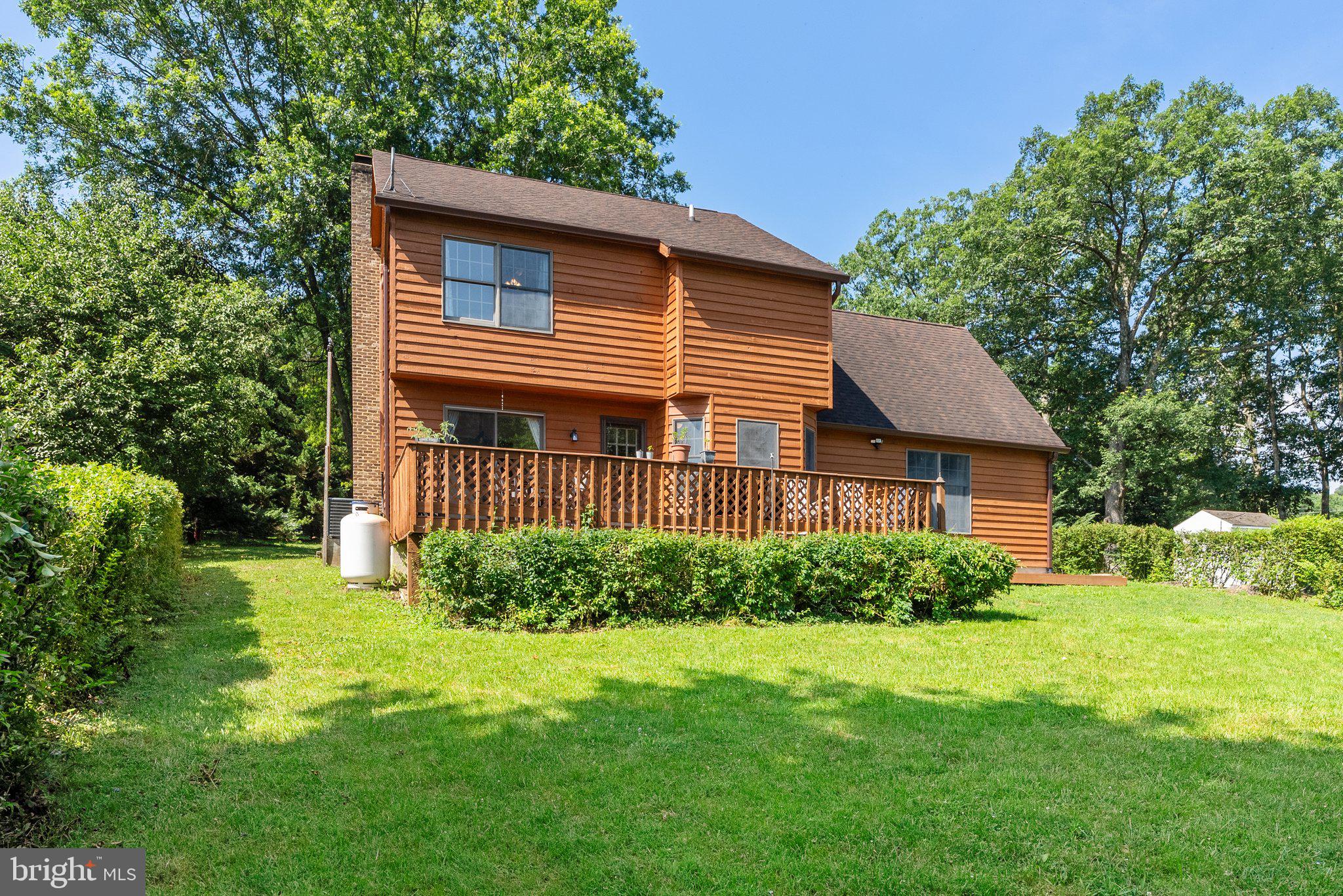 LAKE HOLIDAY ESTATES - Residential