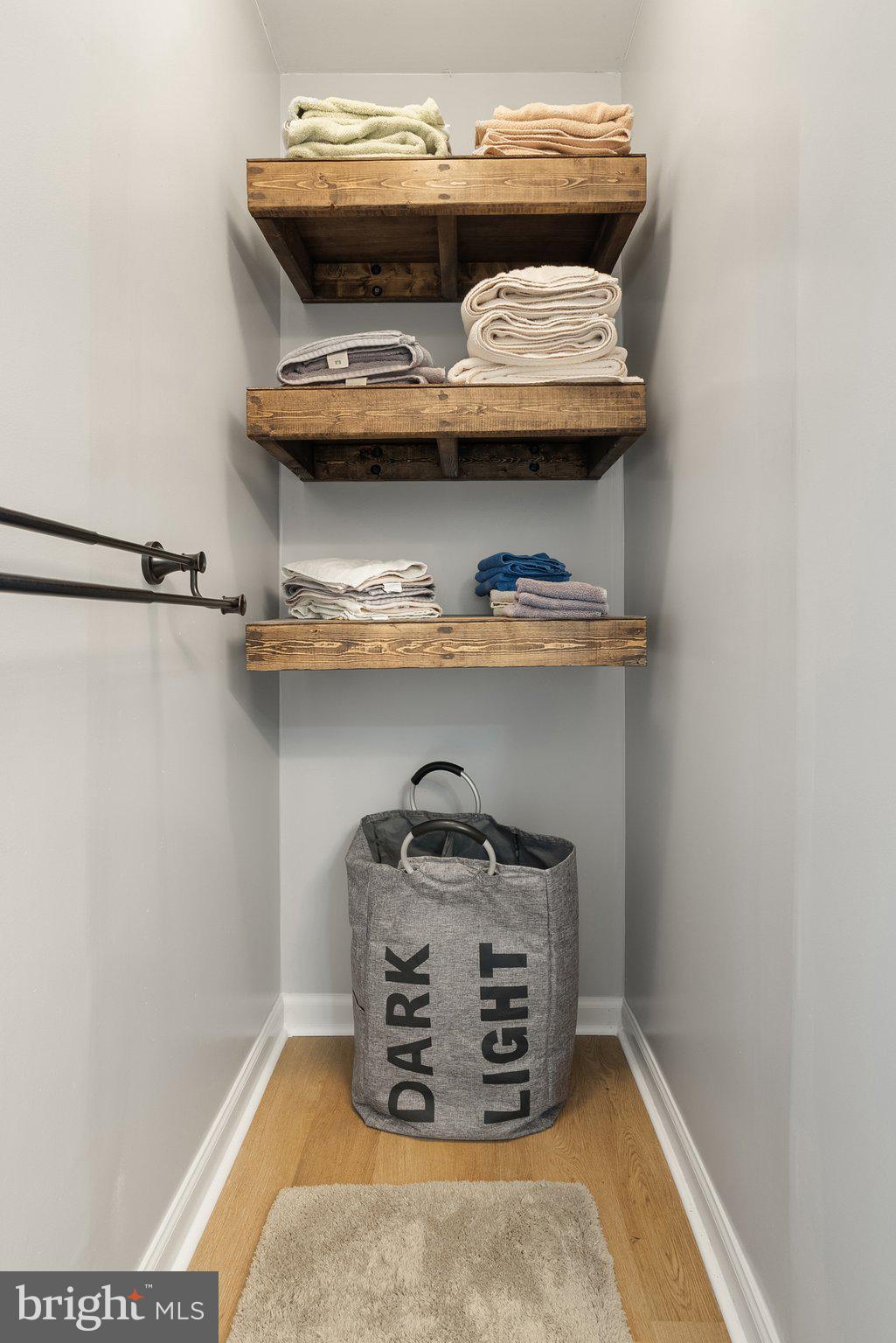 LAKE HOLIDAY ESTATES - Residential