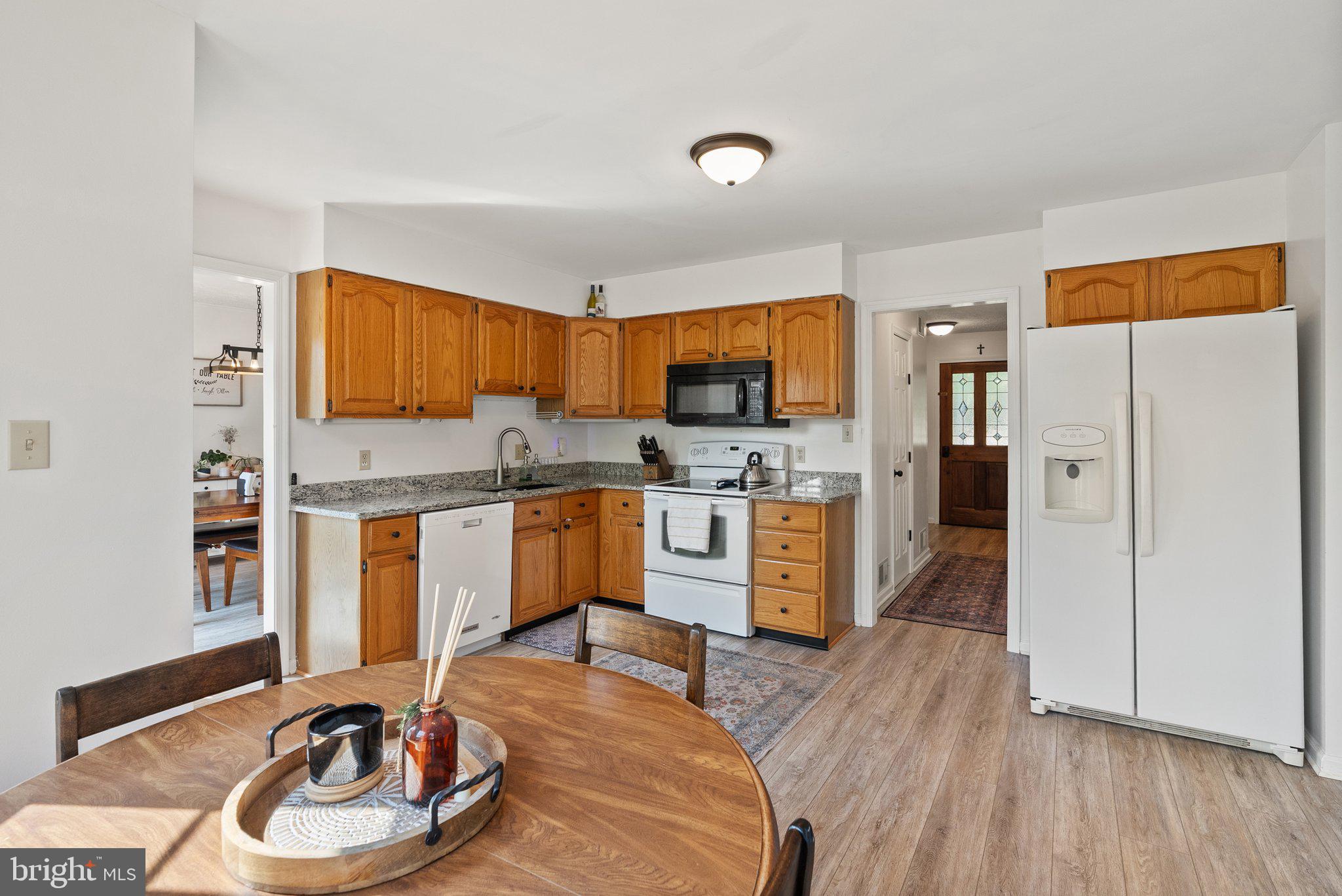 LAKE HOLIDAY ESTATES - Residential