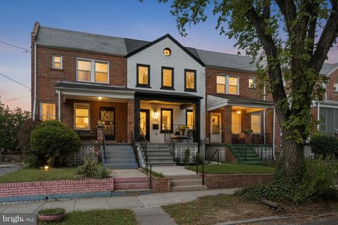 249 GALLATIN STREET NW WASHINGTON DC 20011