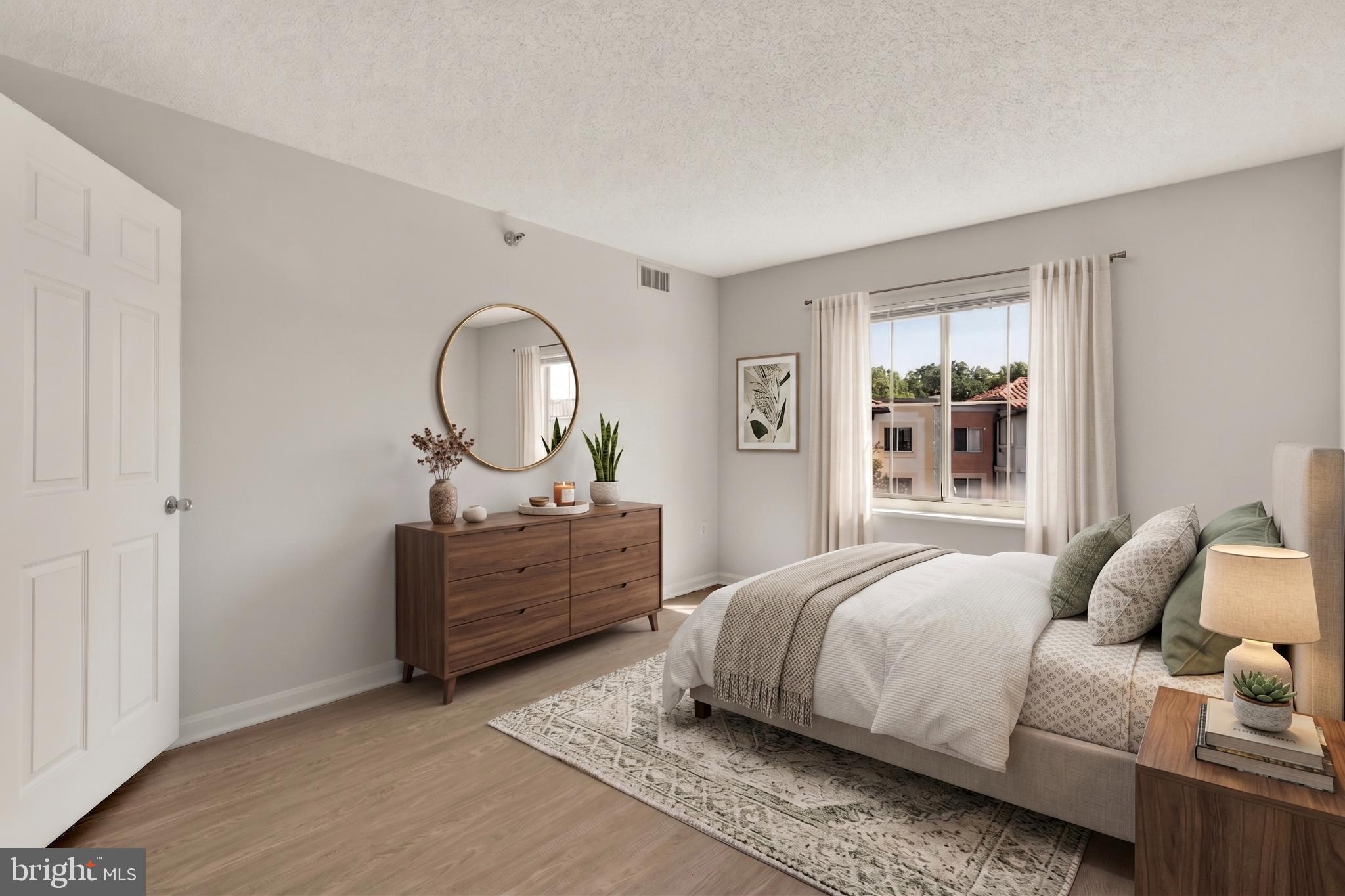 LEISURE WORLD - Residential