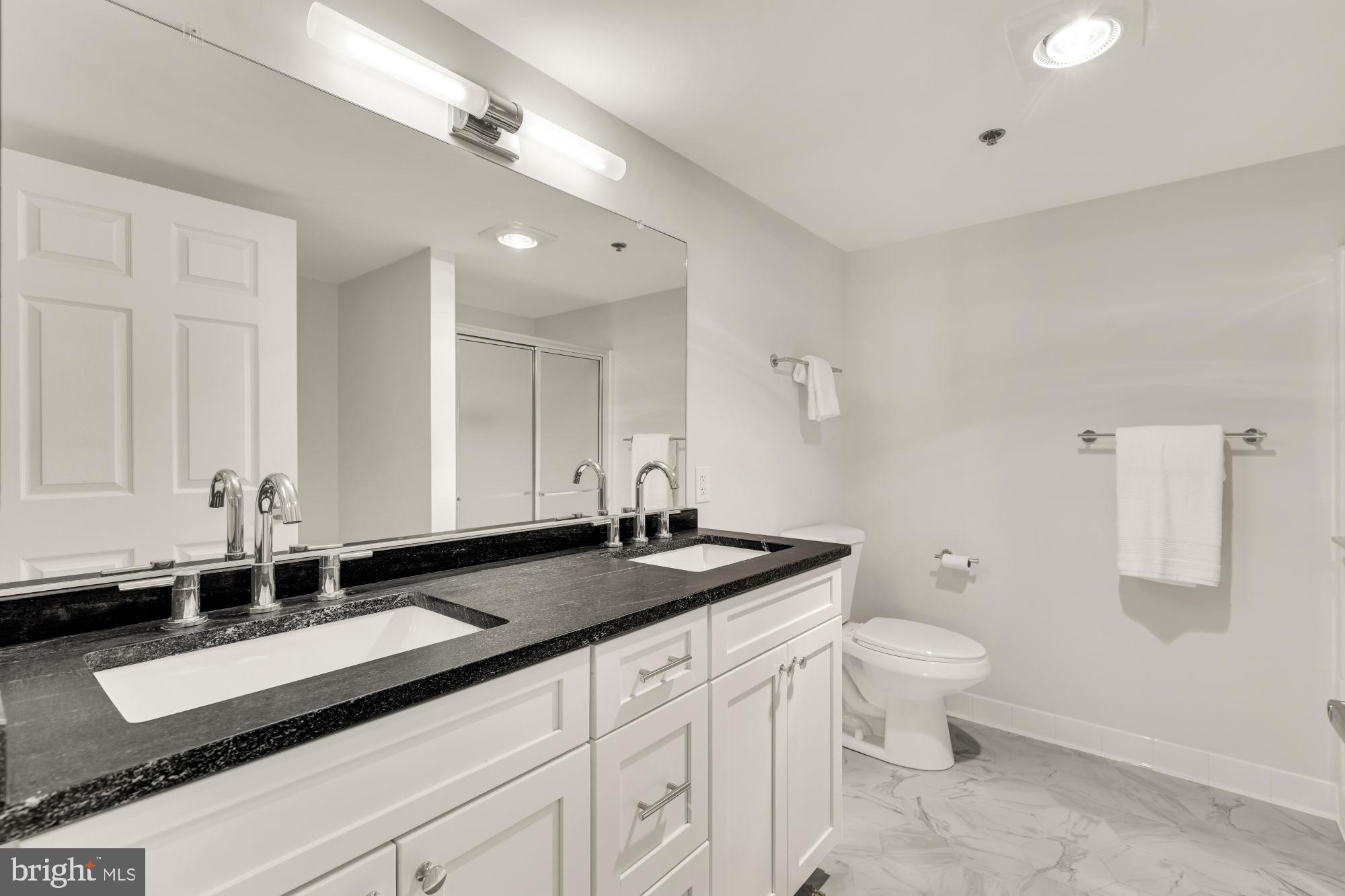 LEISURE WORLD - Residential