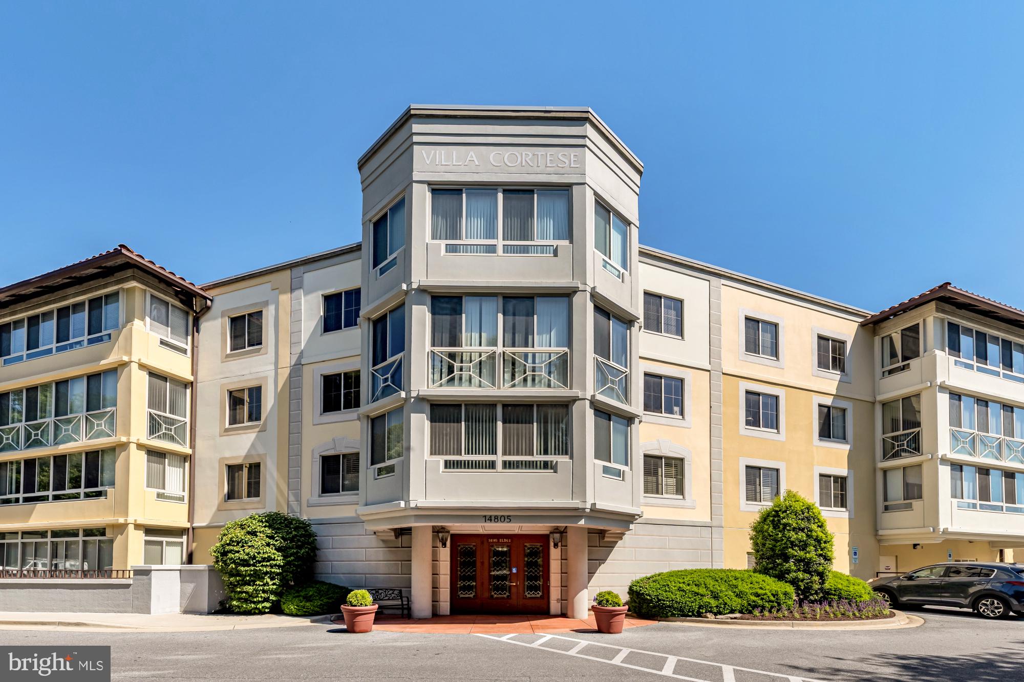 LEISURE WORLD - Residential