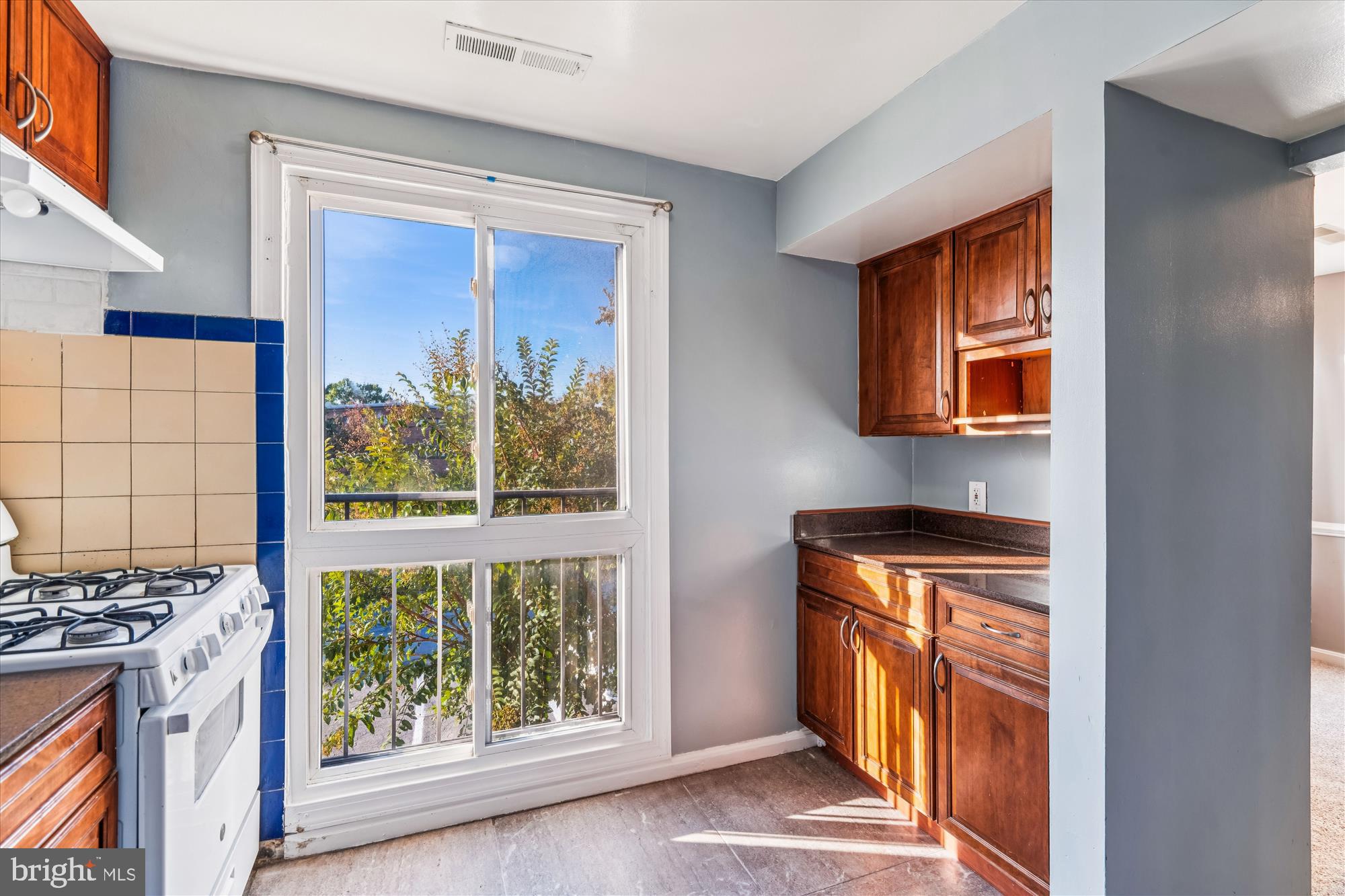 BEDFORD TOWNE CONDO - Residential