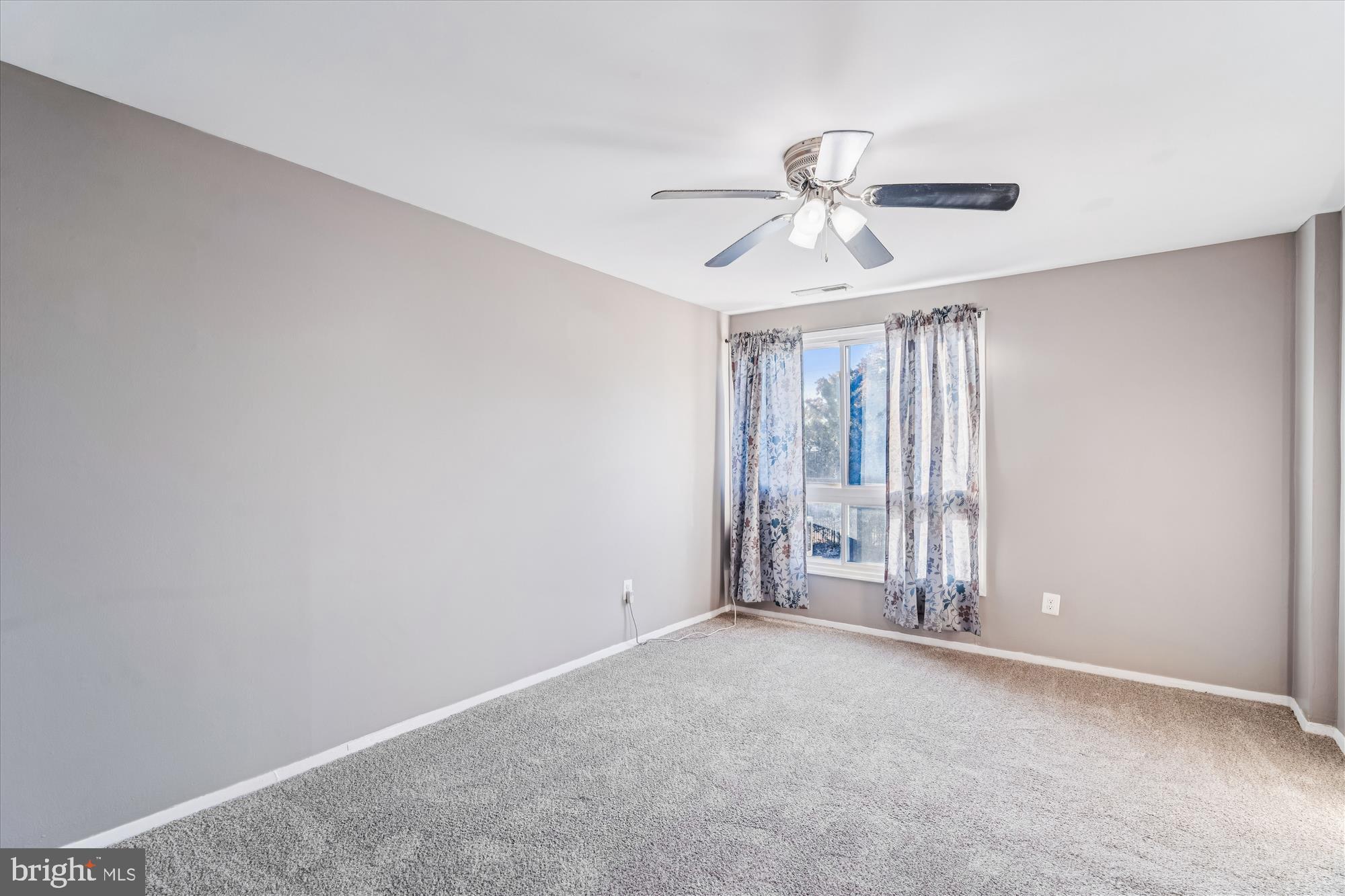 BEDFORD TOWNE CONDO - Residential