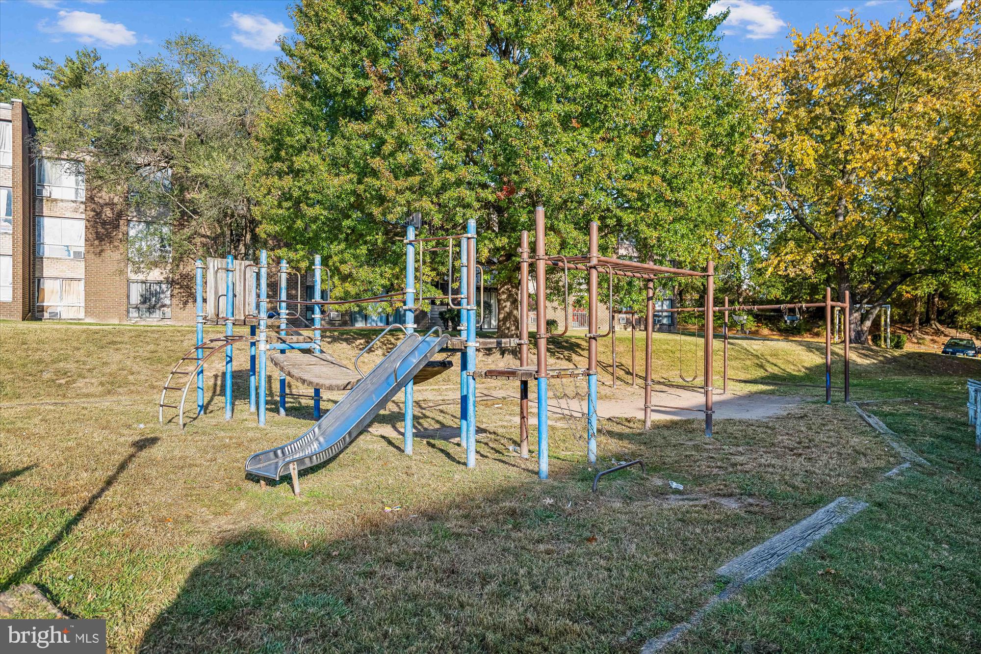 BEDFORD TOWNE CONDO - Residential