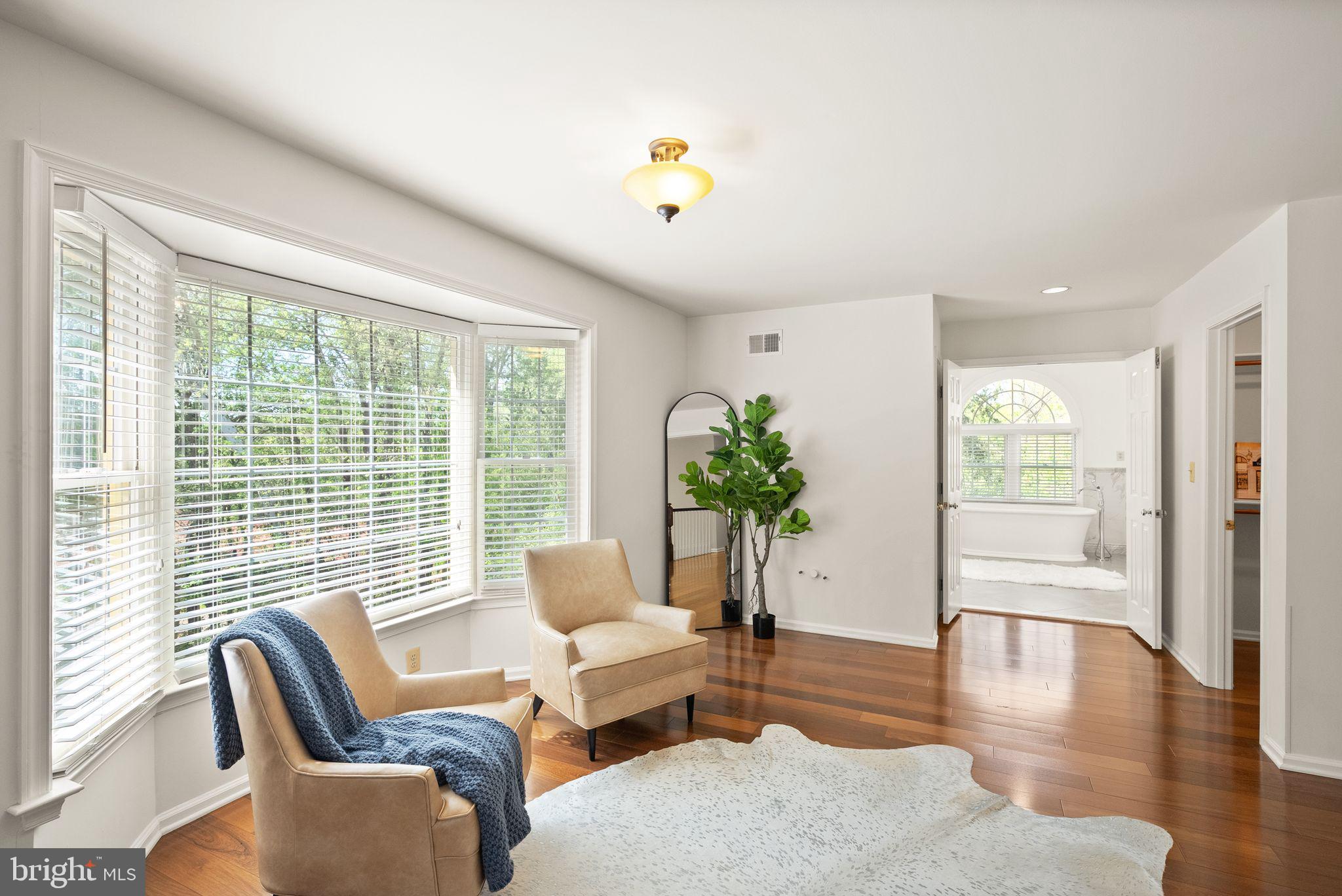 GRAND HAMPTONS - Residential