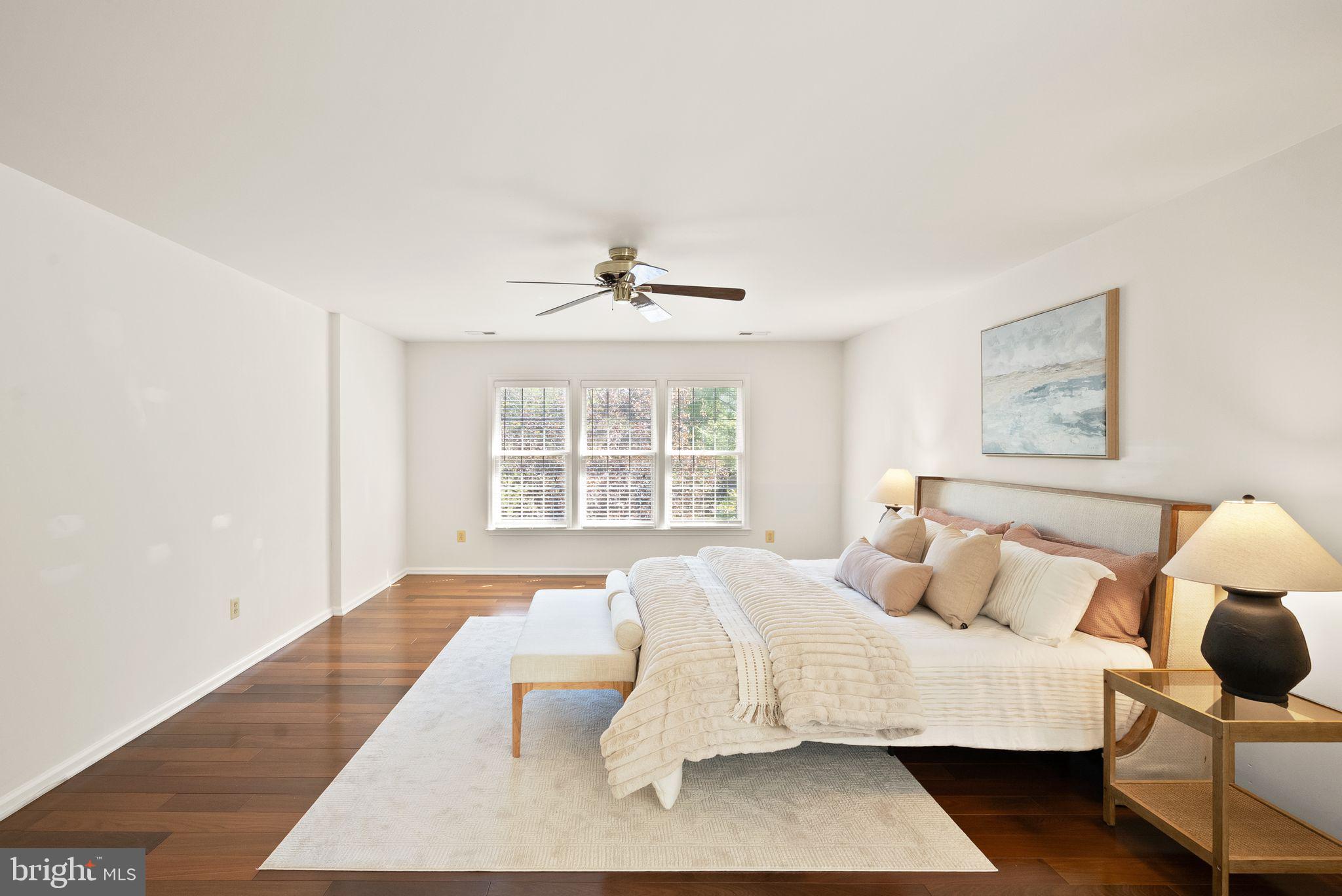 GRAND HAMPTONS - Residential