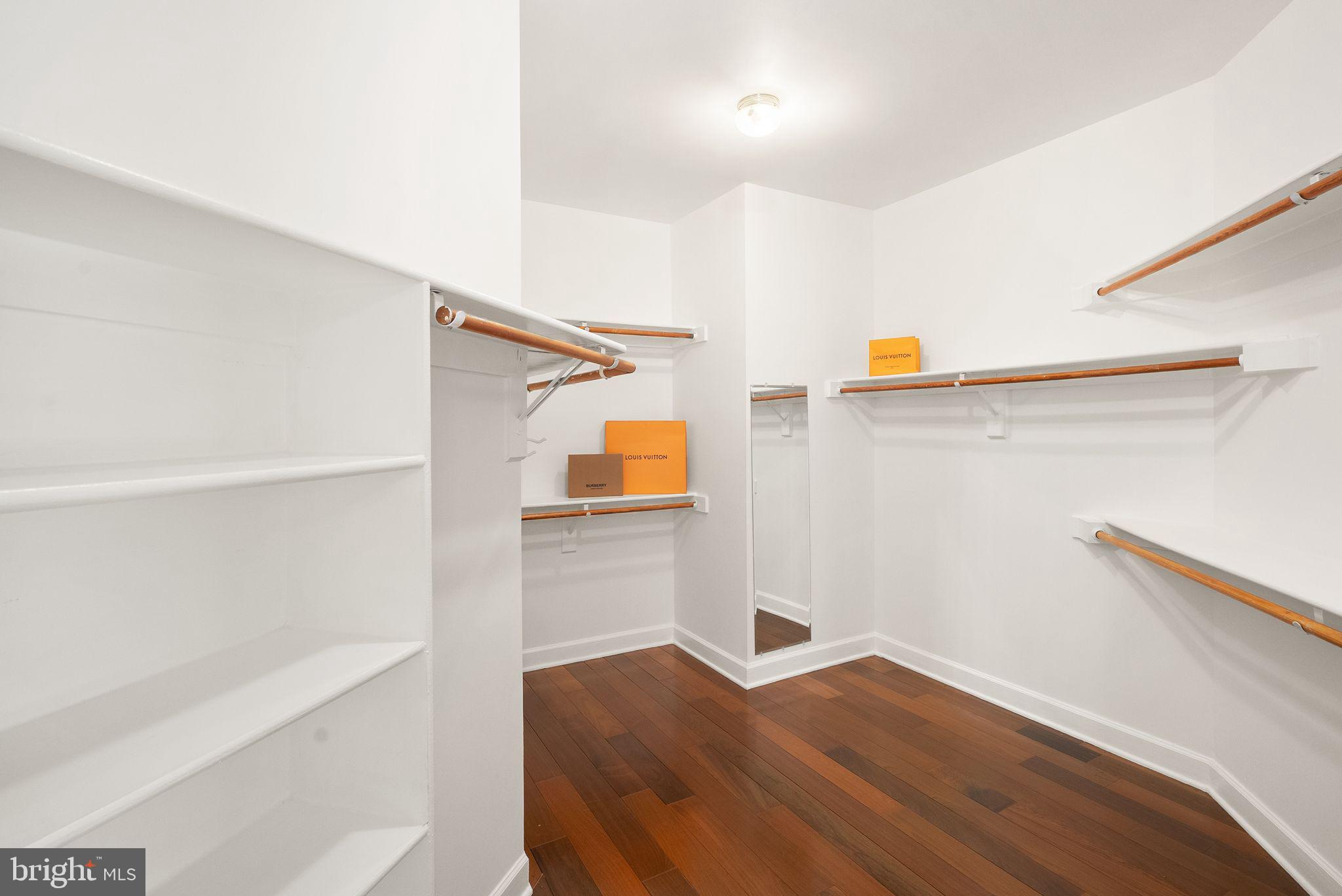 GRAND HAMPTONS - Residential