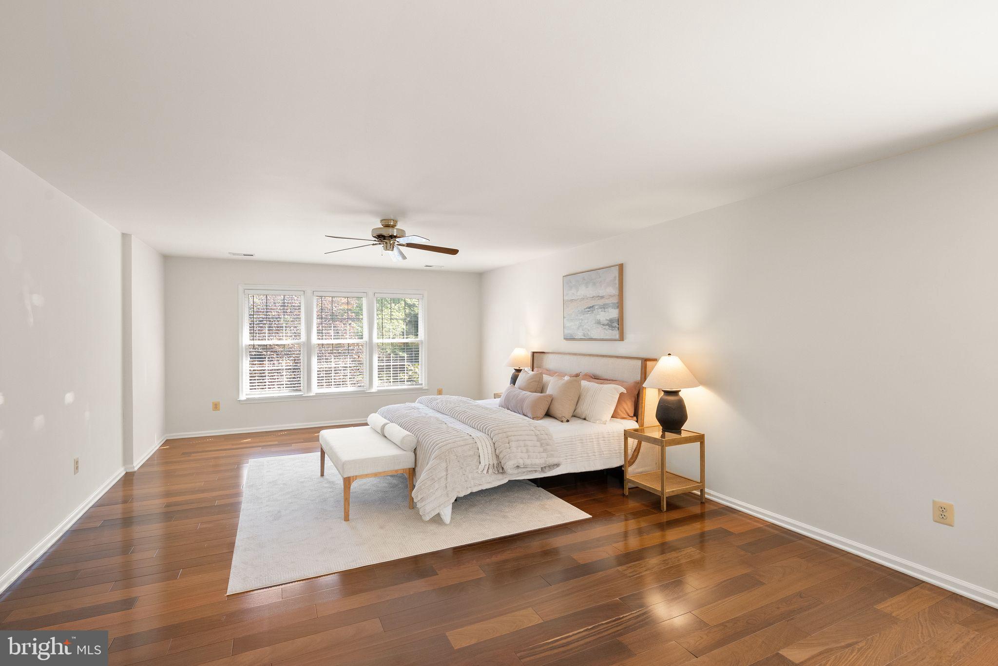 GRAND HAMPTONS - Residential