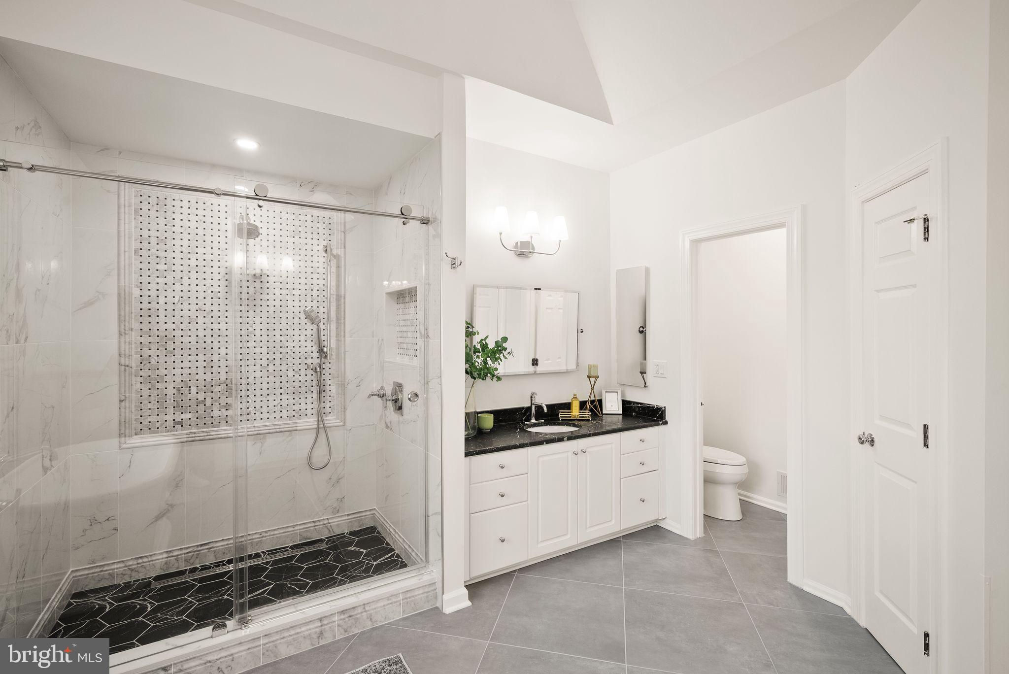 GRAND HAMPTONS - Residential