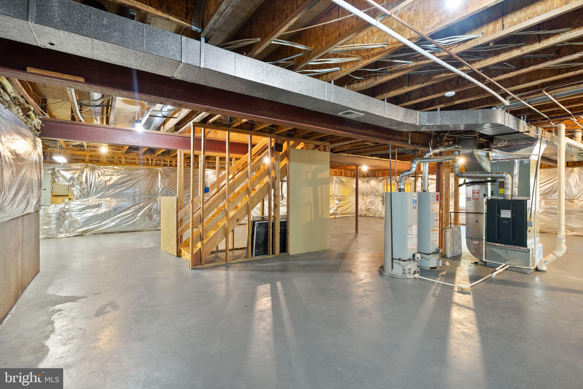 GRAND HAMPTONS - Residential