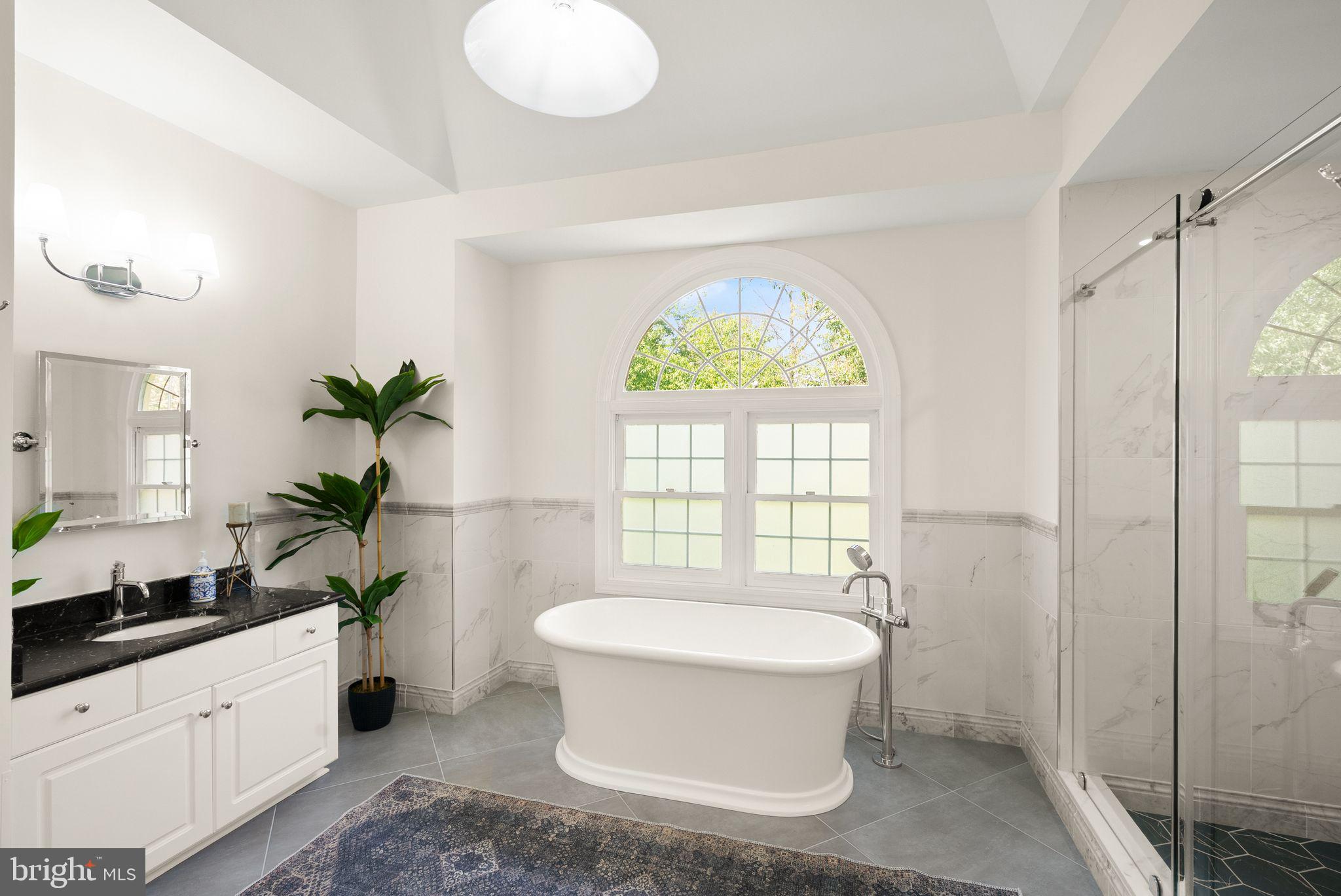 GRAND HAMPTONS - Residential