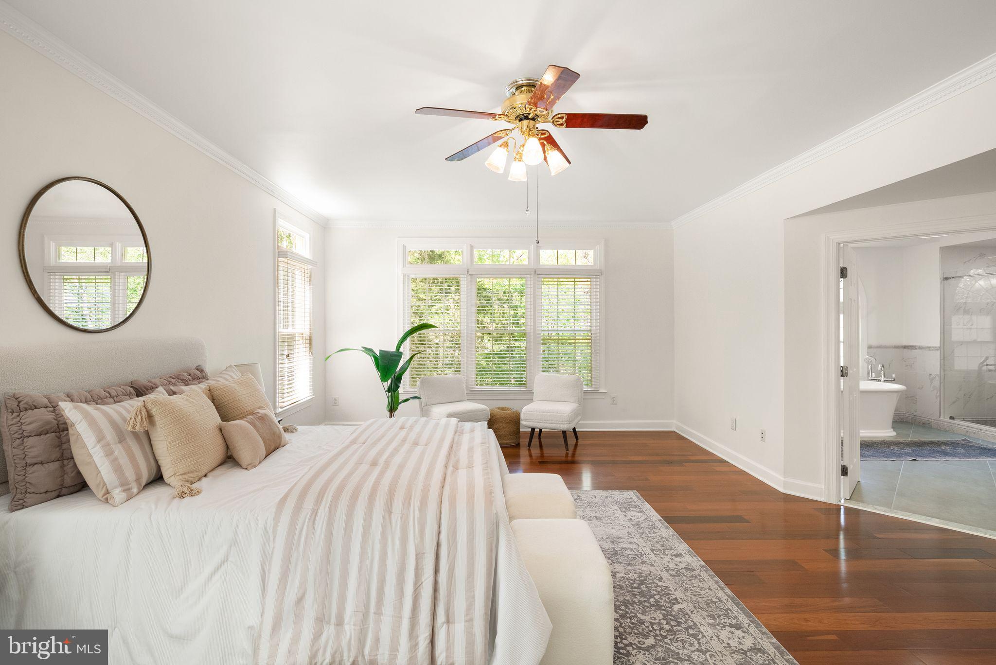 GRAND HAMPTONS - Residential