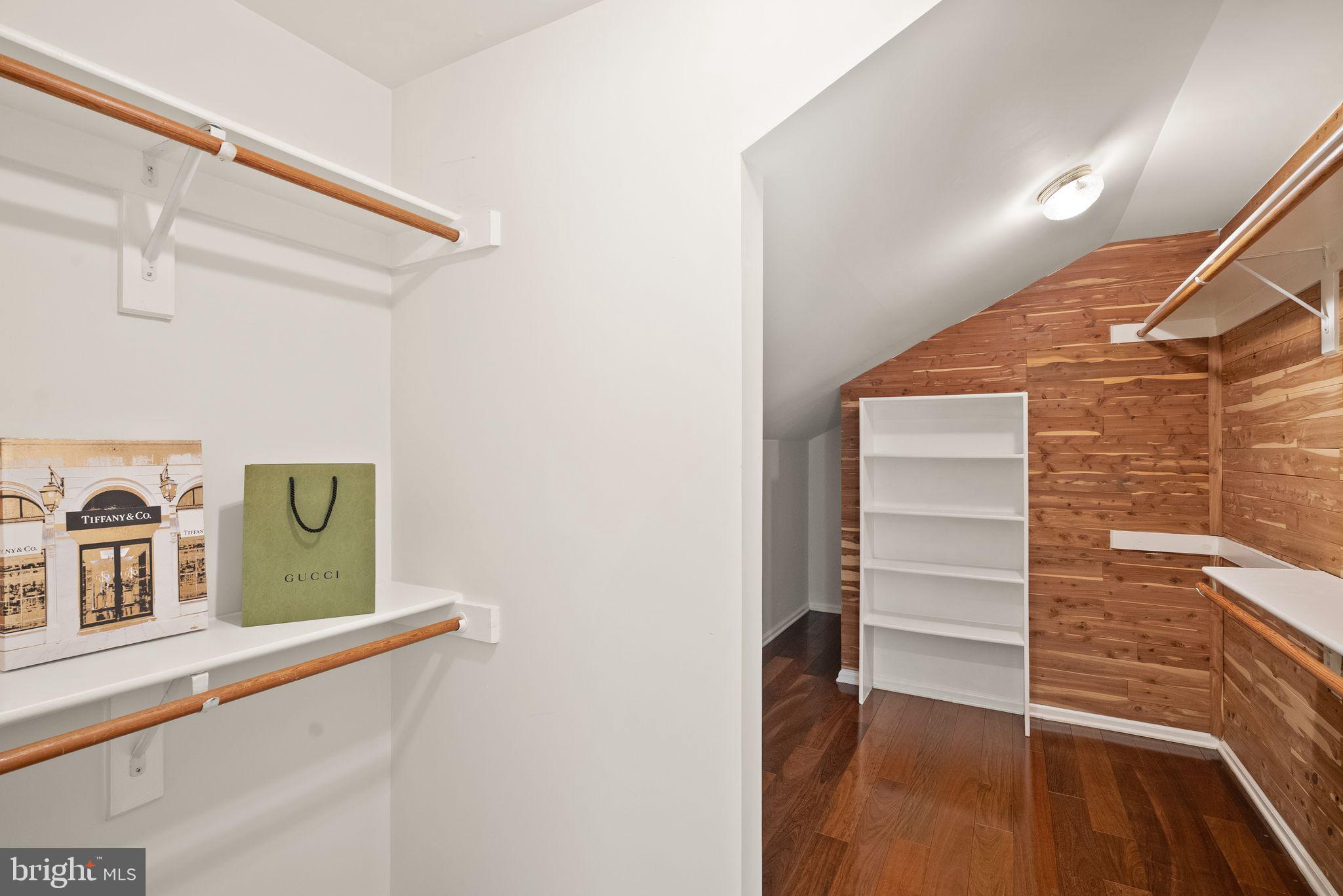 GRAND HAMPTONS - Residential