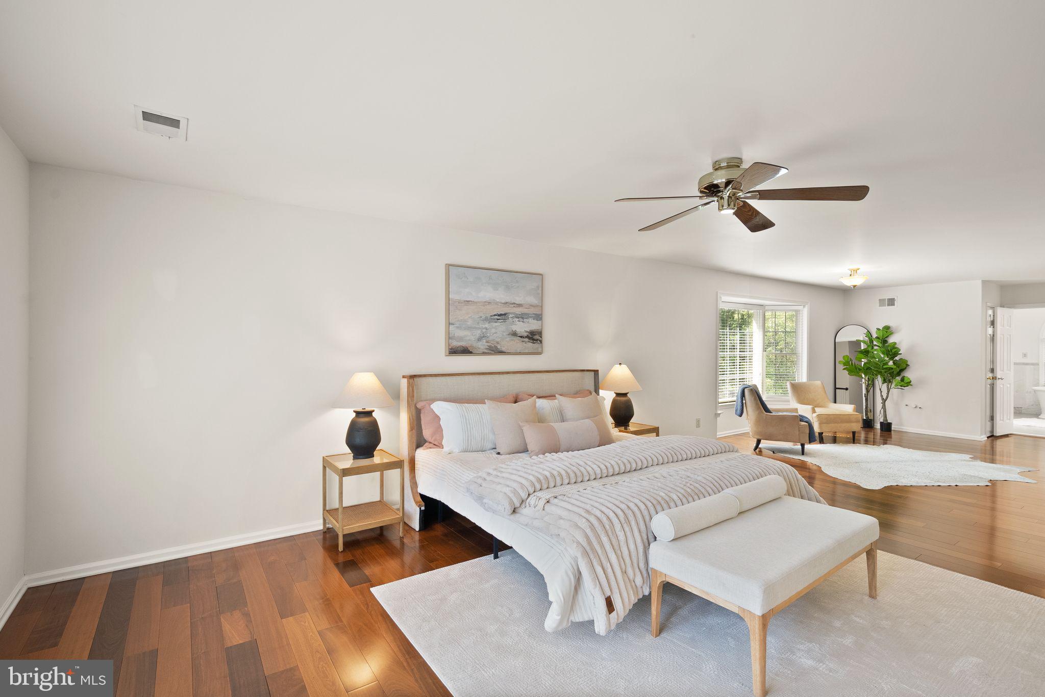 GRAND HAMPTONS - Residential