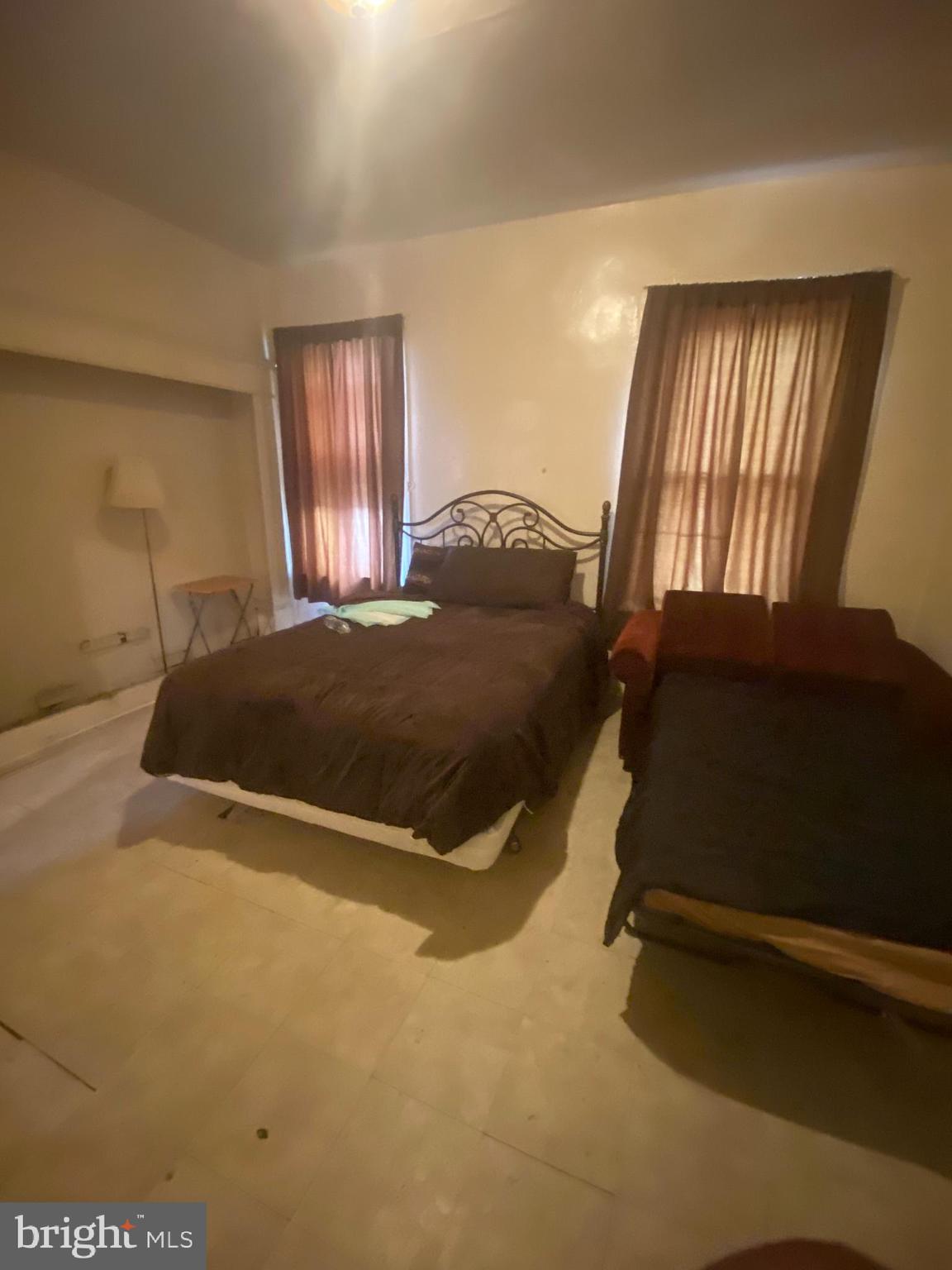 CARROLL PARK - Residential Income