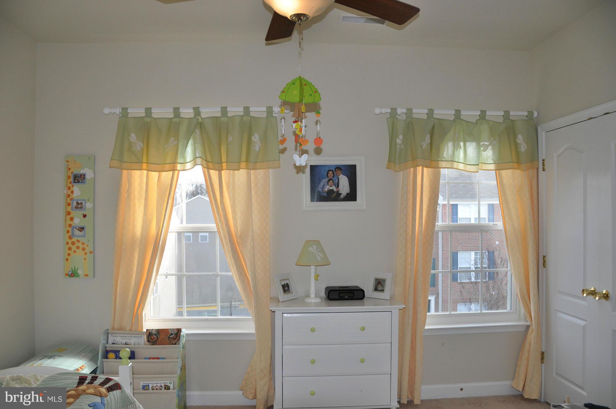 RUSSETT - Residential