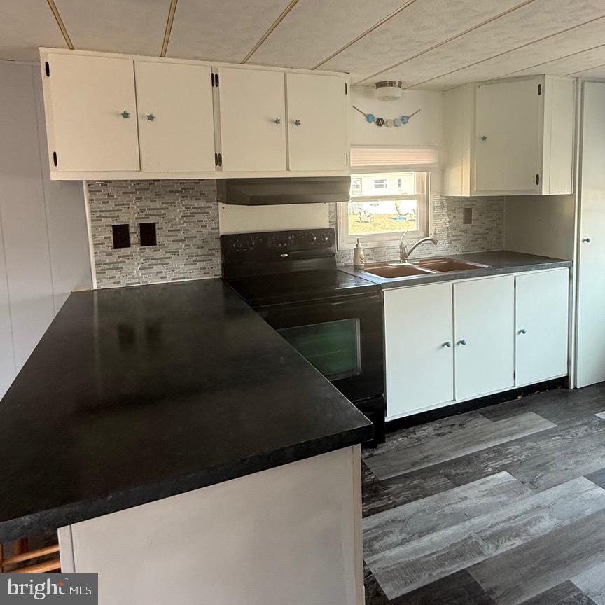 WHITE HOUSE BEACH - Residential