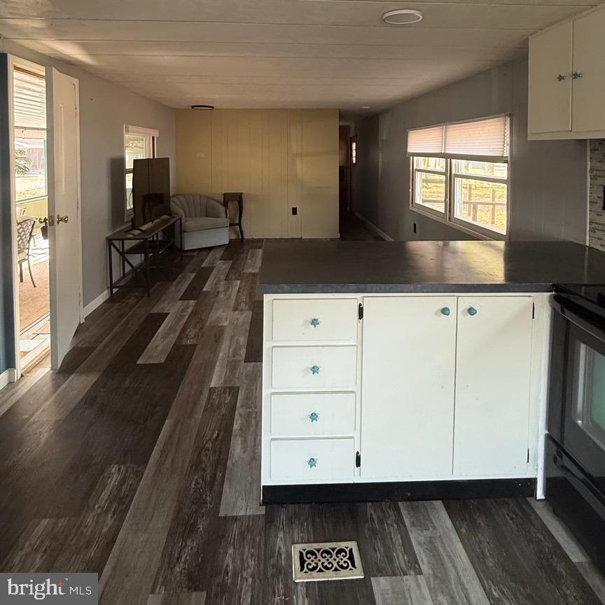 WHITE HOUSE BEACH - Residential