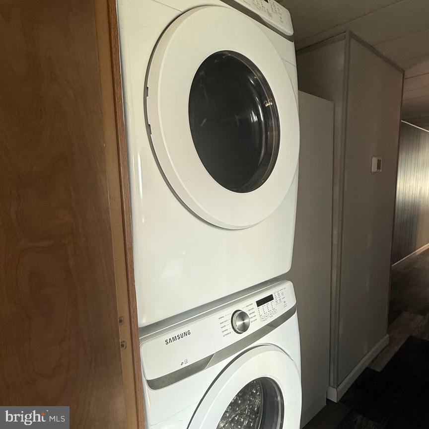 WHITE HOUSE BEACH - Residential