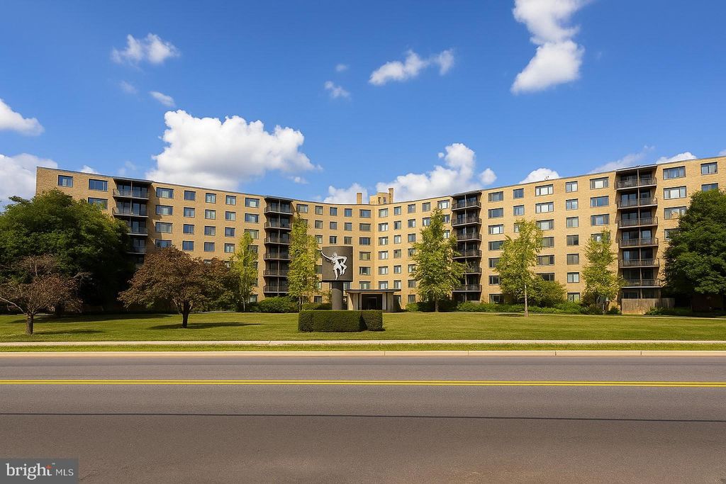 Photo of 3450 Toledo Terrace #726, HYATTSVILLE, MD 20782 (MLS # MDPG2179430)