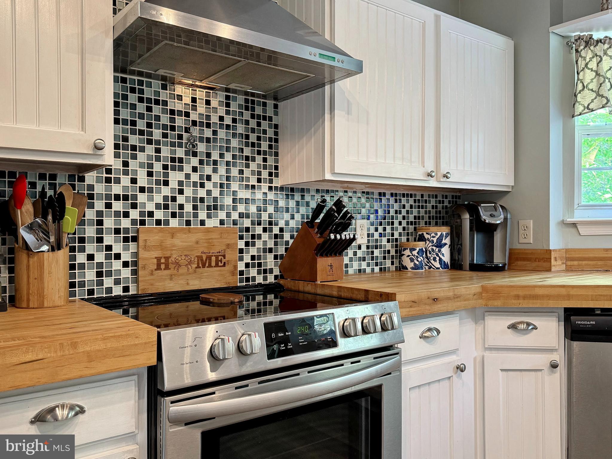 COBB ISLAND - Residential