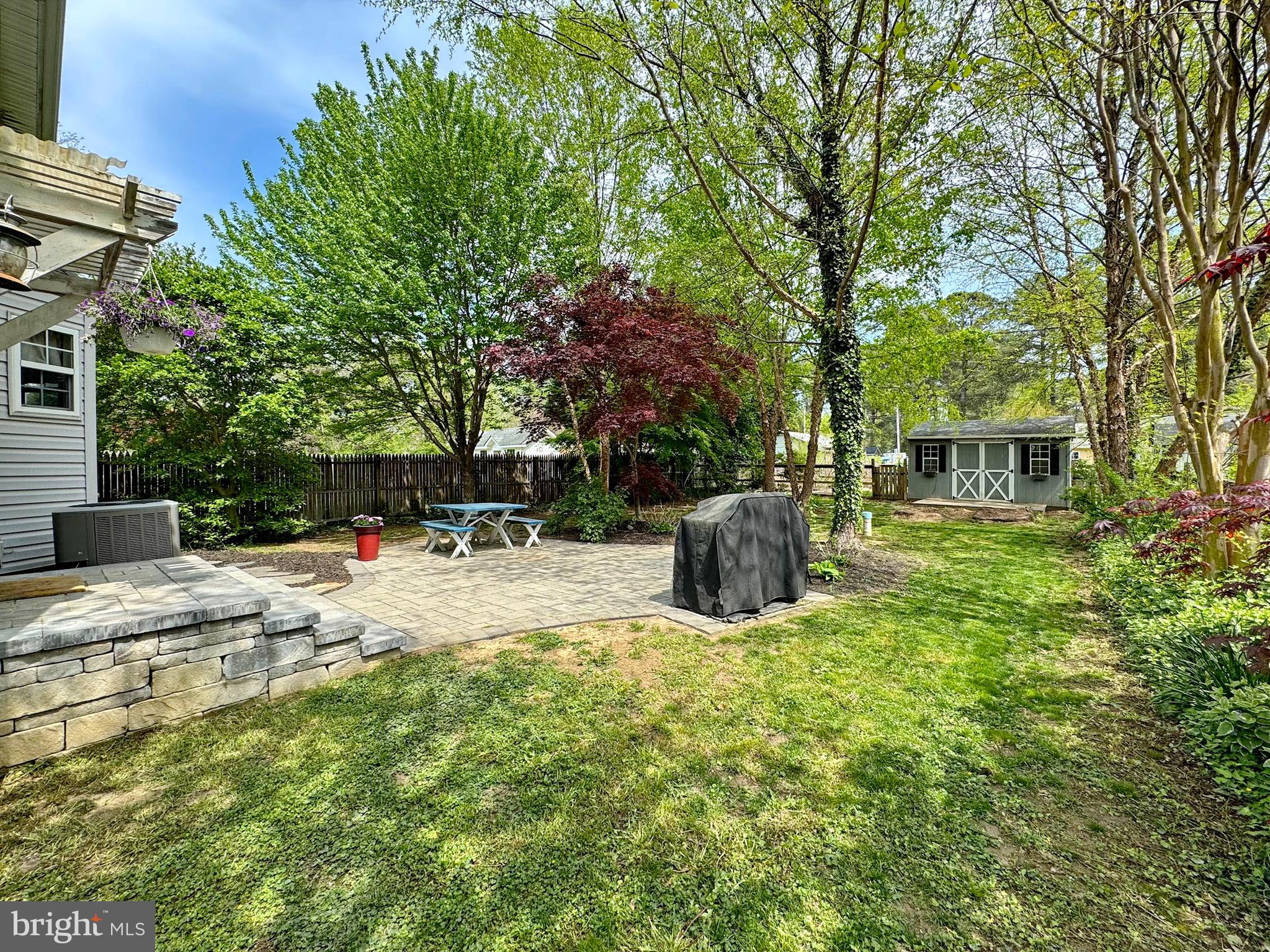 COBB ISLAND - Residential