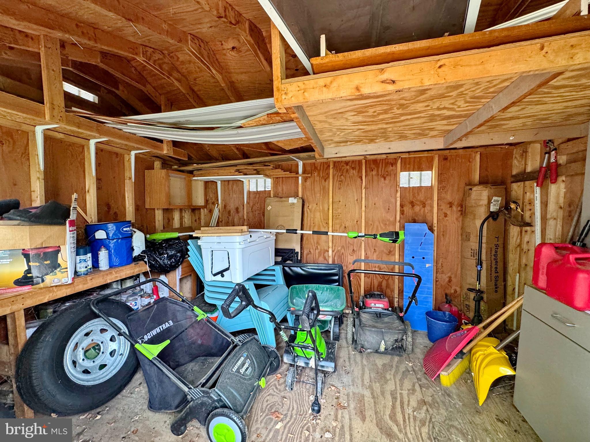 COBB ISLAND - Residential