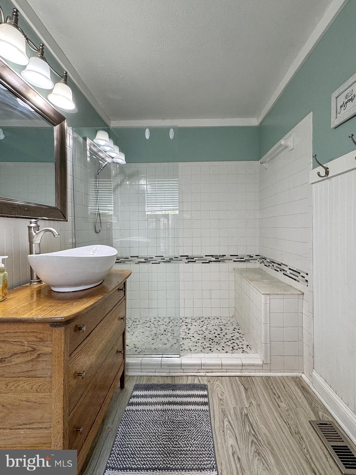 COBB ISLAND - Residential