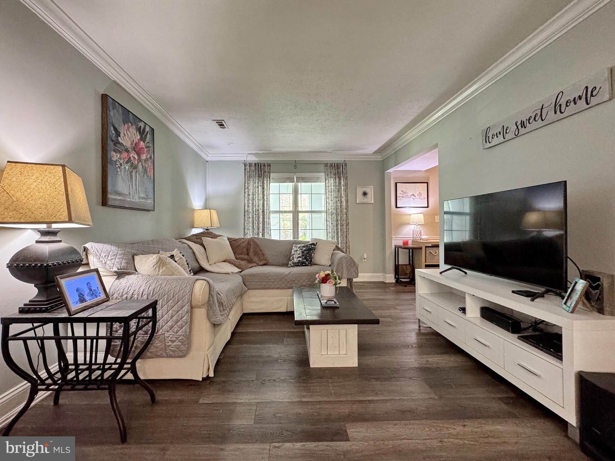 COBB ISLAND - Residential