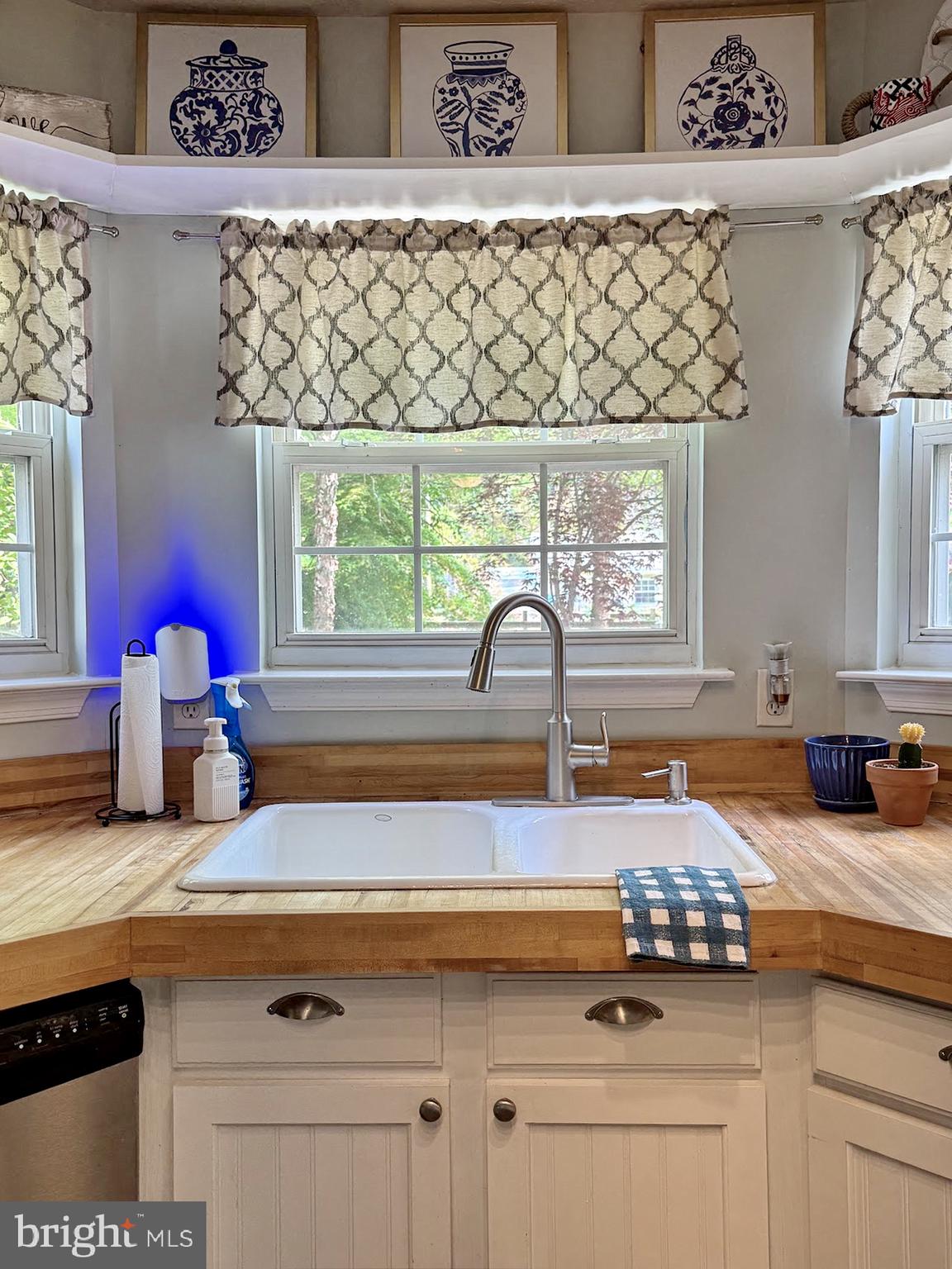 COBB ISLAND - Residential