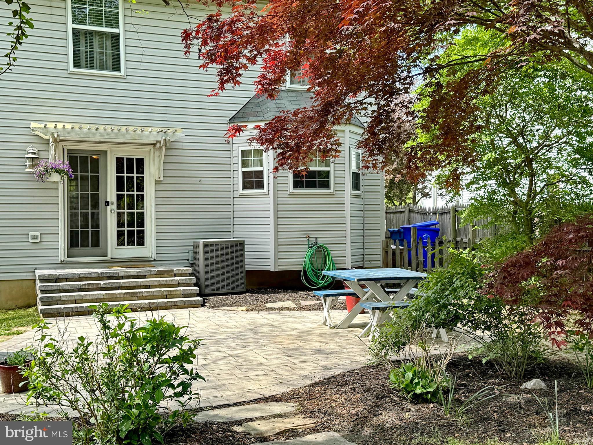 COBB ISLAND - Residential