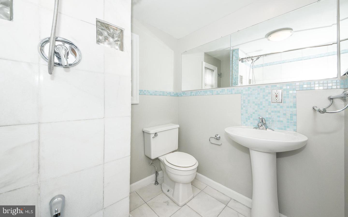 BELLA VISTA - Residential