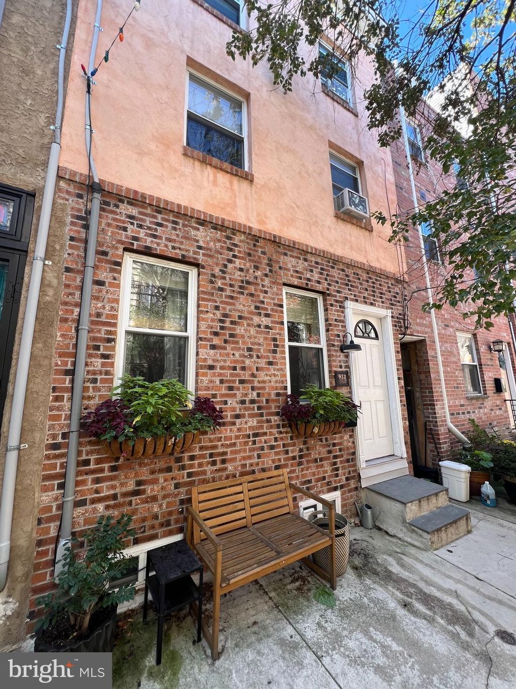 Photo of 922 League Street, PHILADELPHIA, PA 19147 (MLS # PAPH2541738)