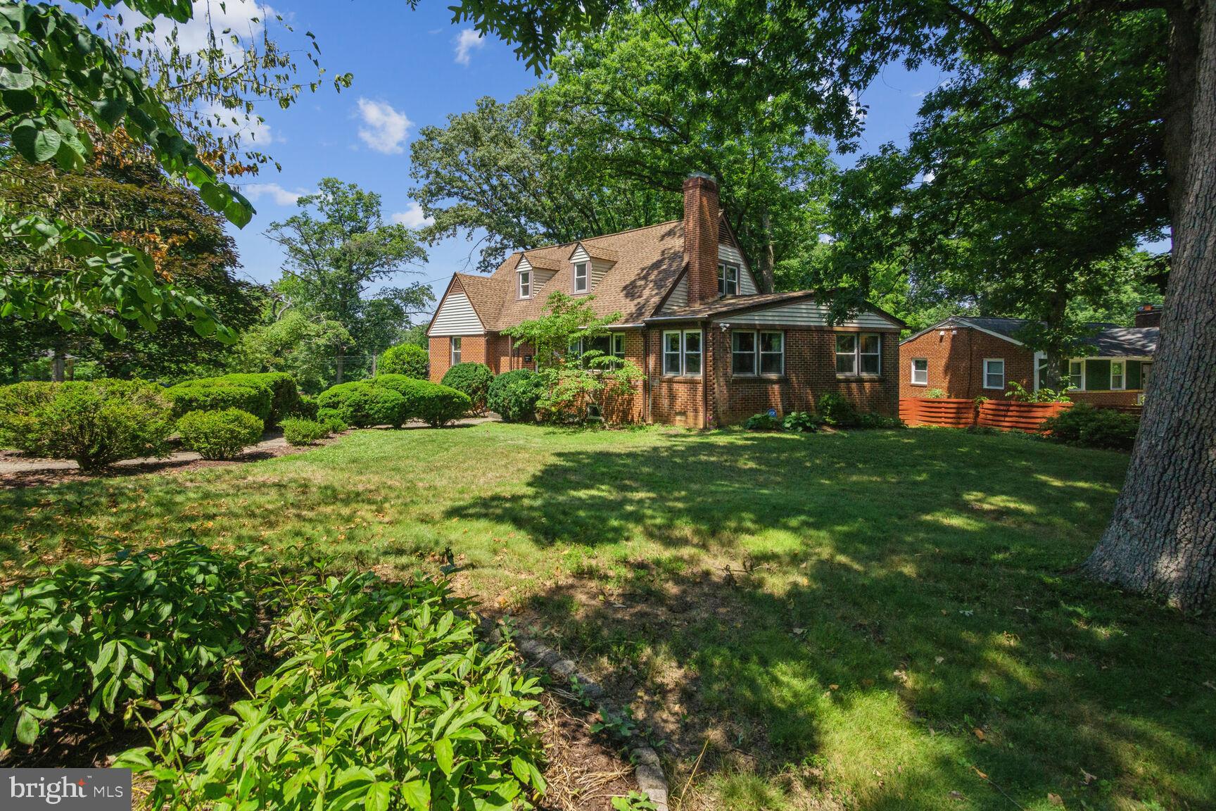 ADELPHI - Residential