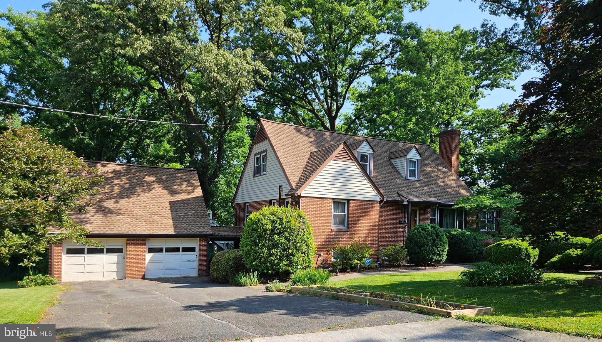 ADELPHI - Residential