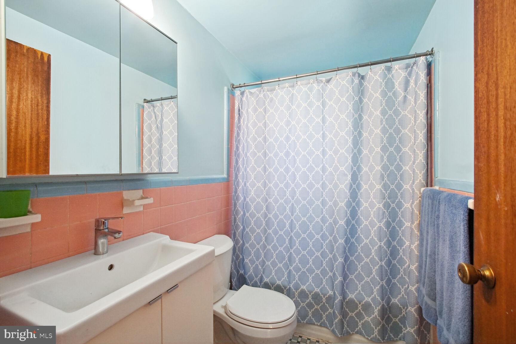 ADELPHI - Residential