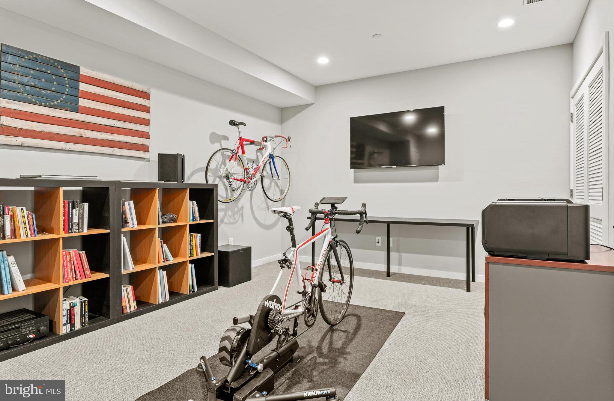 OAKS AT LAFAYETTE HILL - Residential