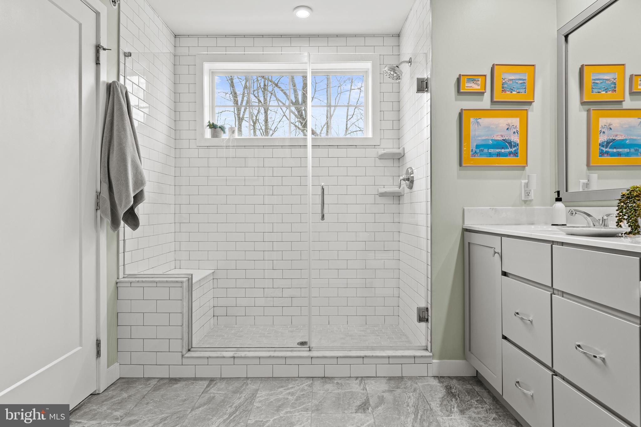 OAKS AT LAFAYETTE HILL - Residential