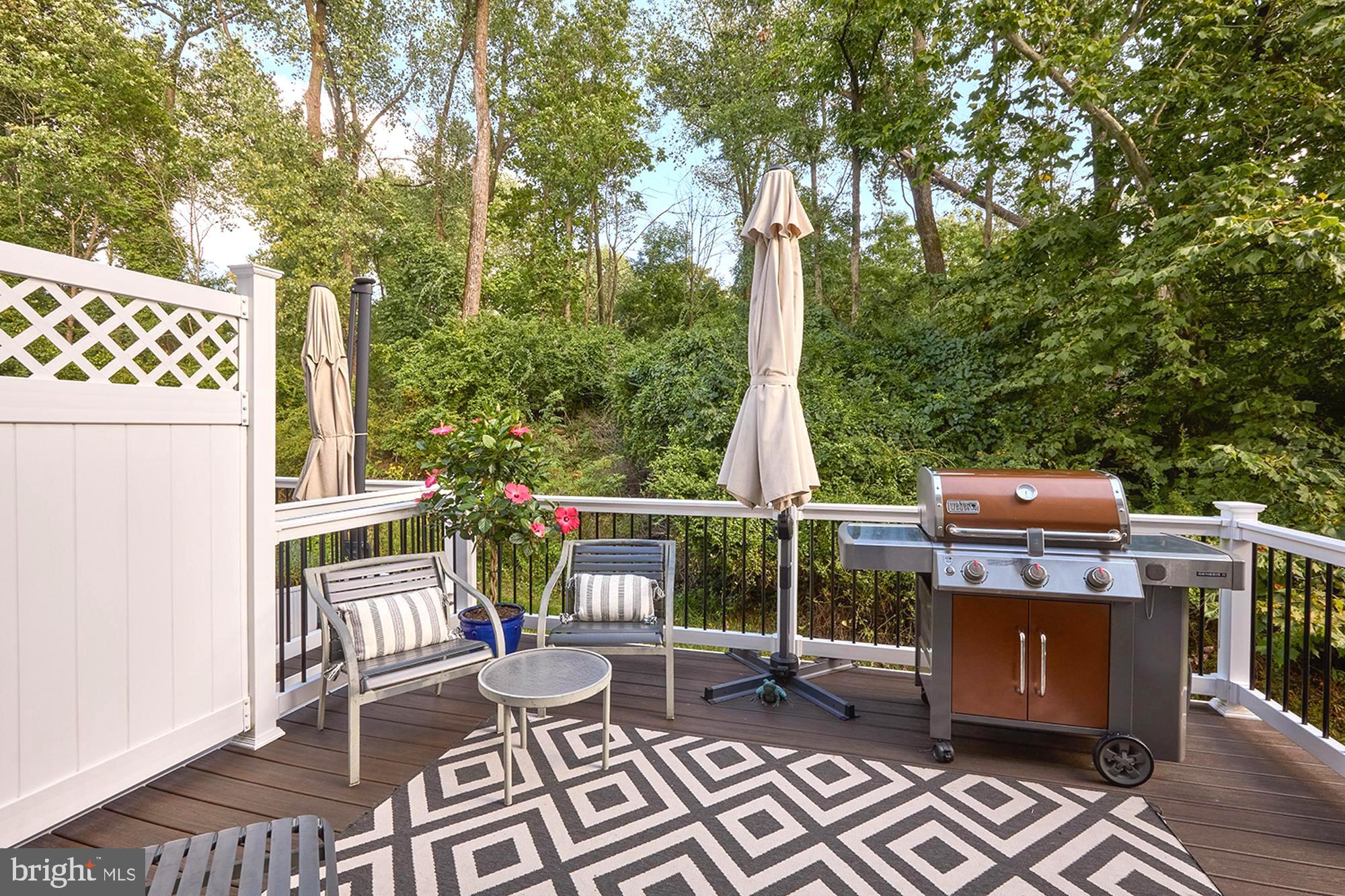 OAKS AT LAFAYETTE HILL - Residential