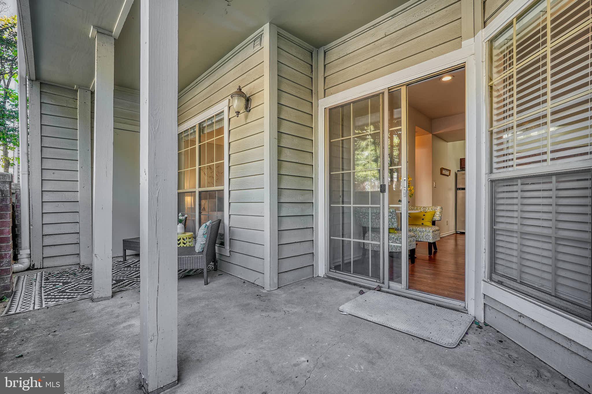 PENDERBROOK SQUARE CONDOMINIUMS - Residential