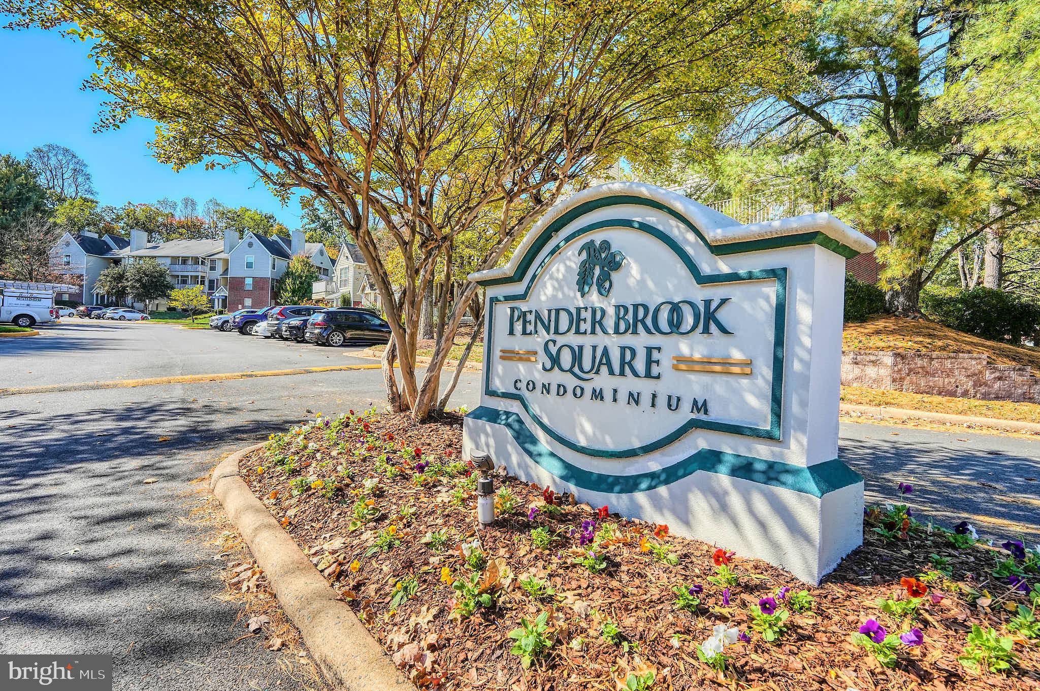 PENDERBROOK SQUARE CONDOMINIUMS - Residential