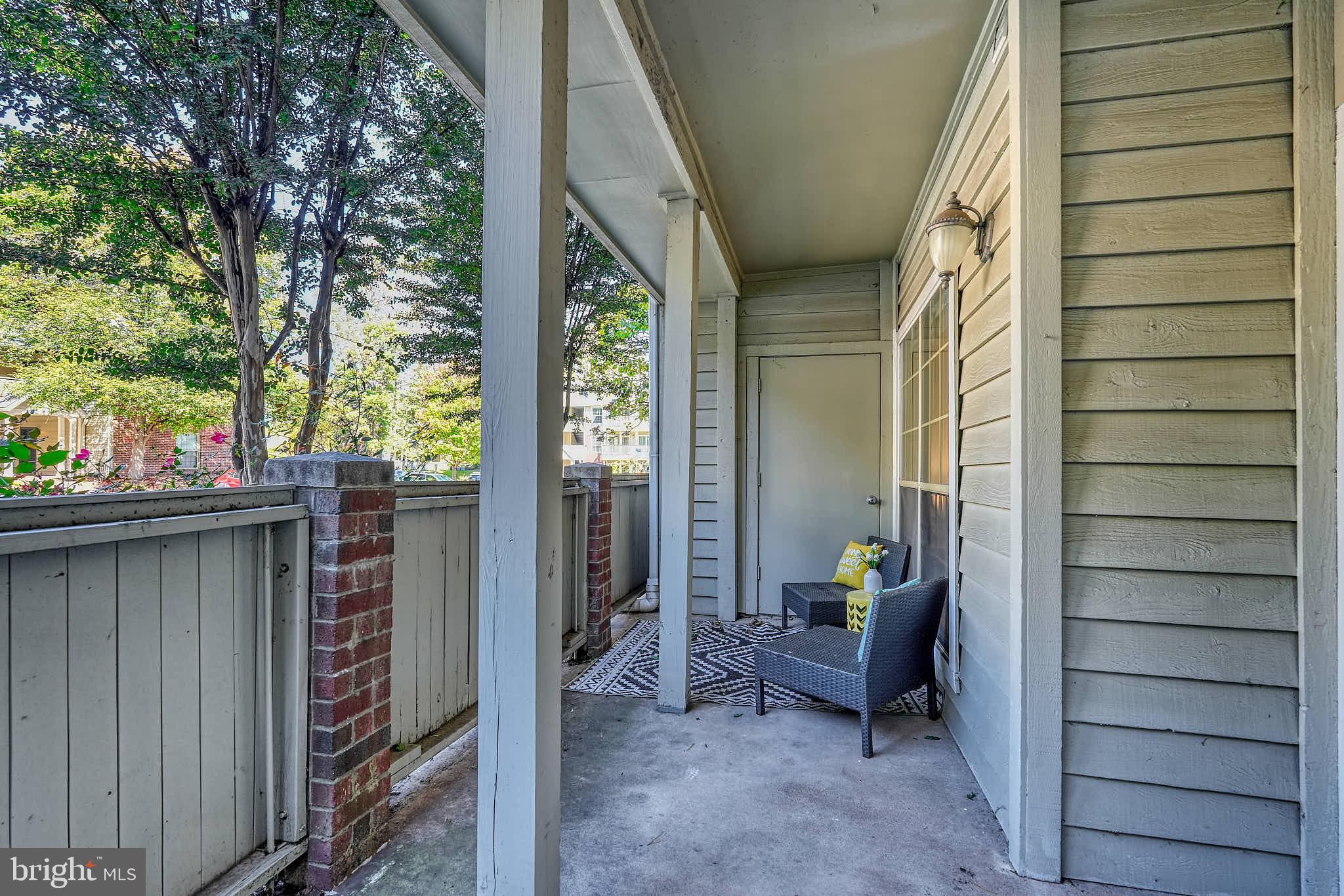 PENDERBROOK SQUARE CONDOMINIUMS - Residential