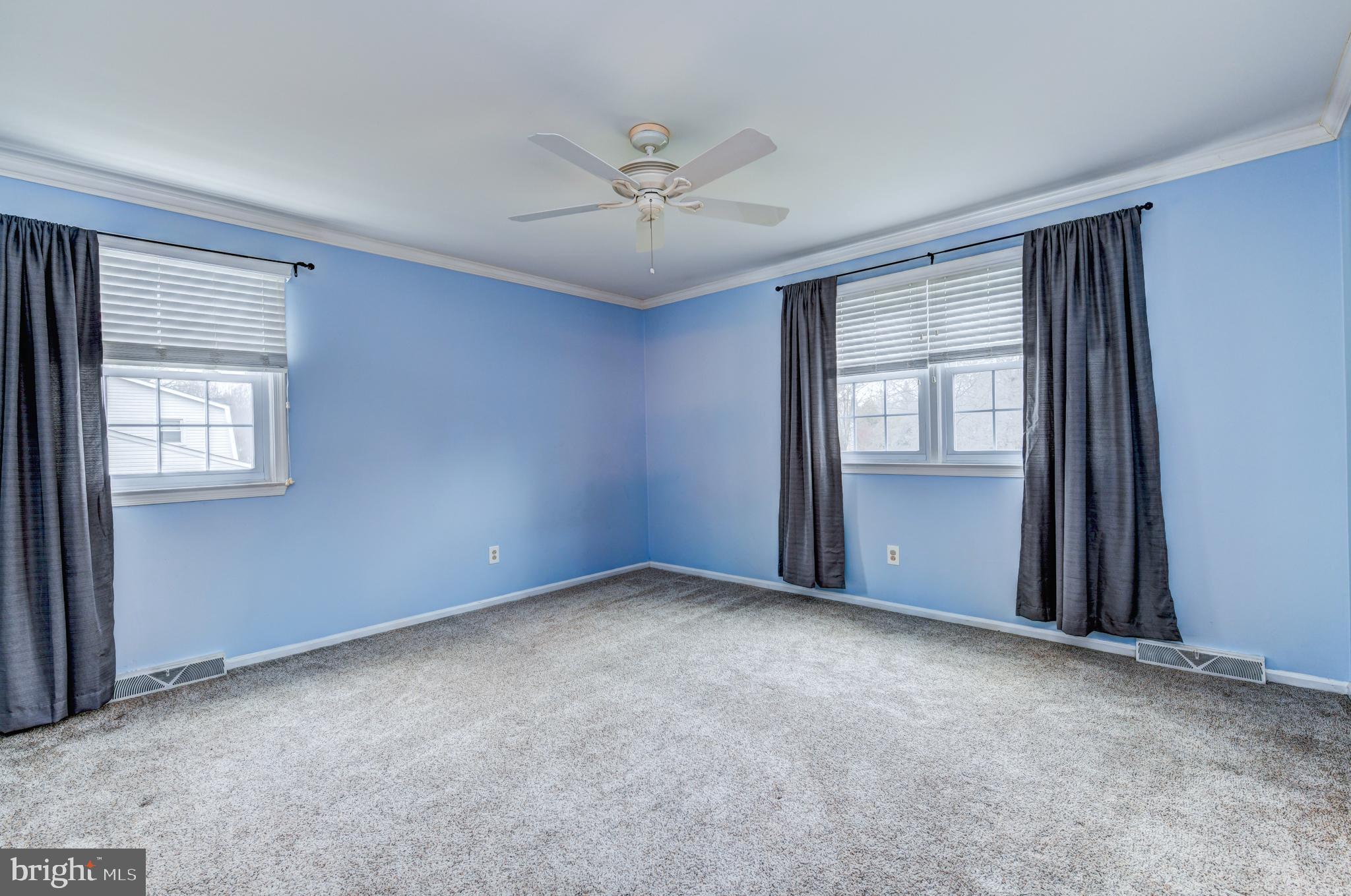 QUEENS GRANT - Residential