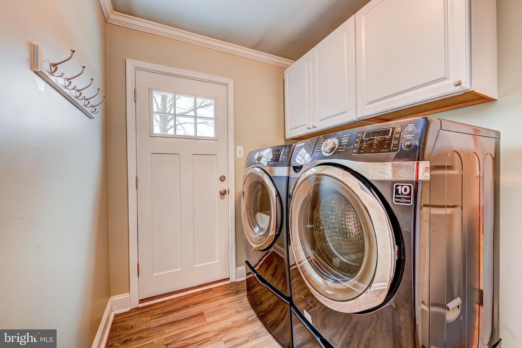 QUEENS GRANT - Residential