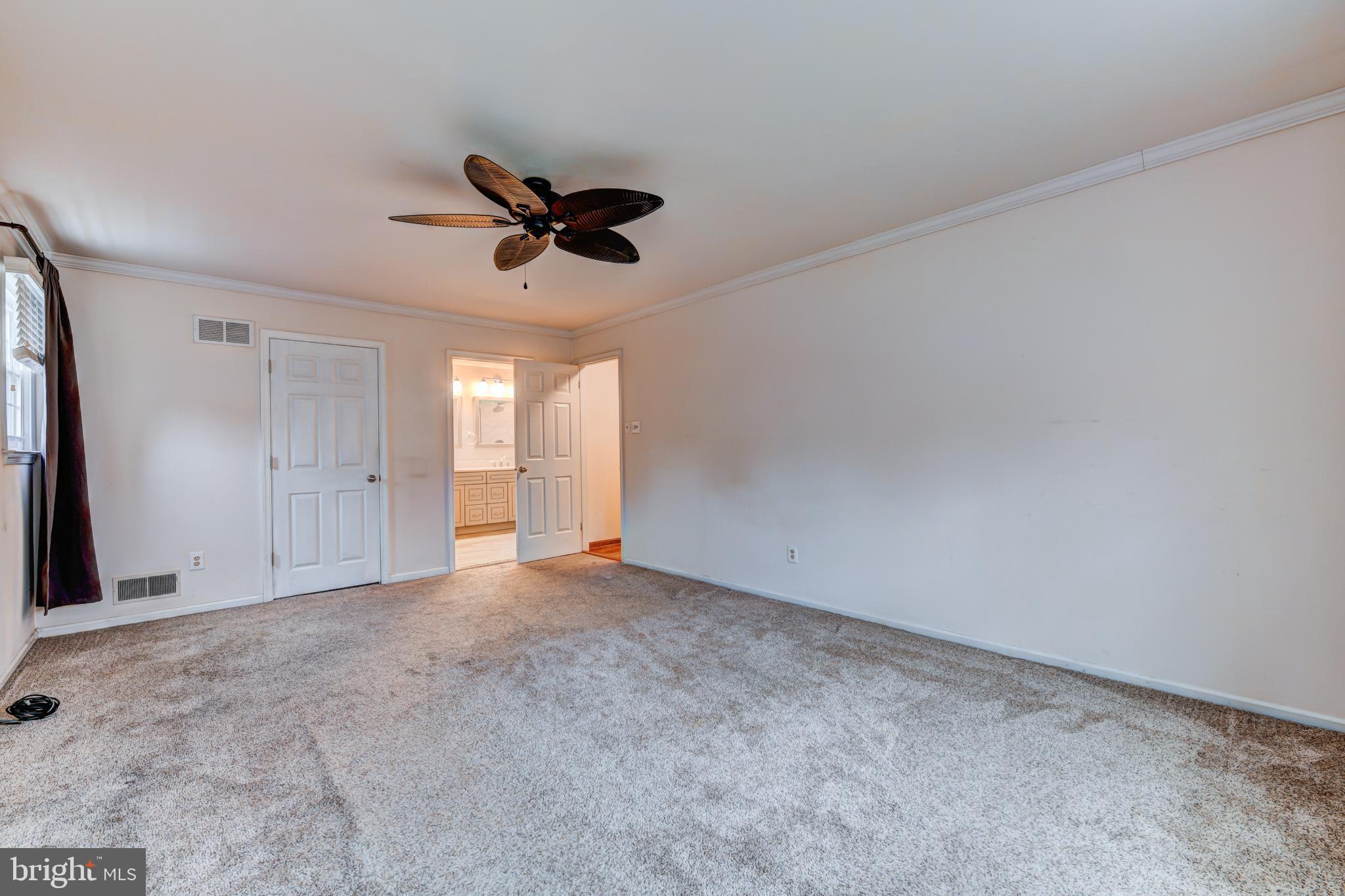 QUEENS GRANT - Residential