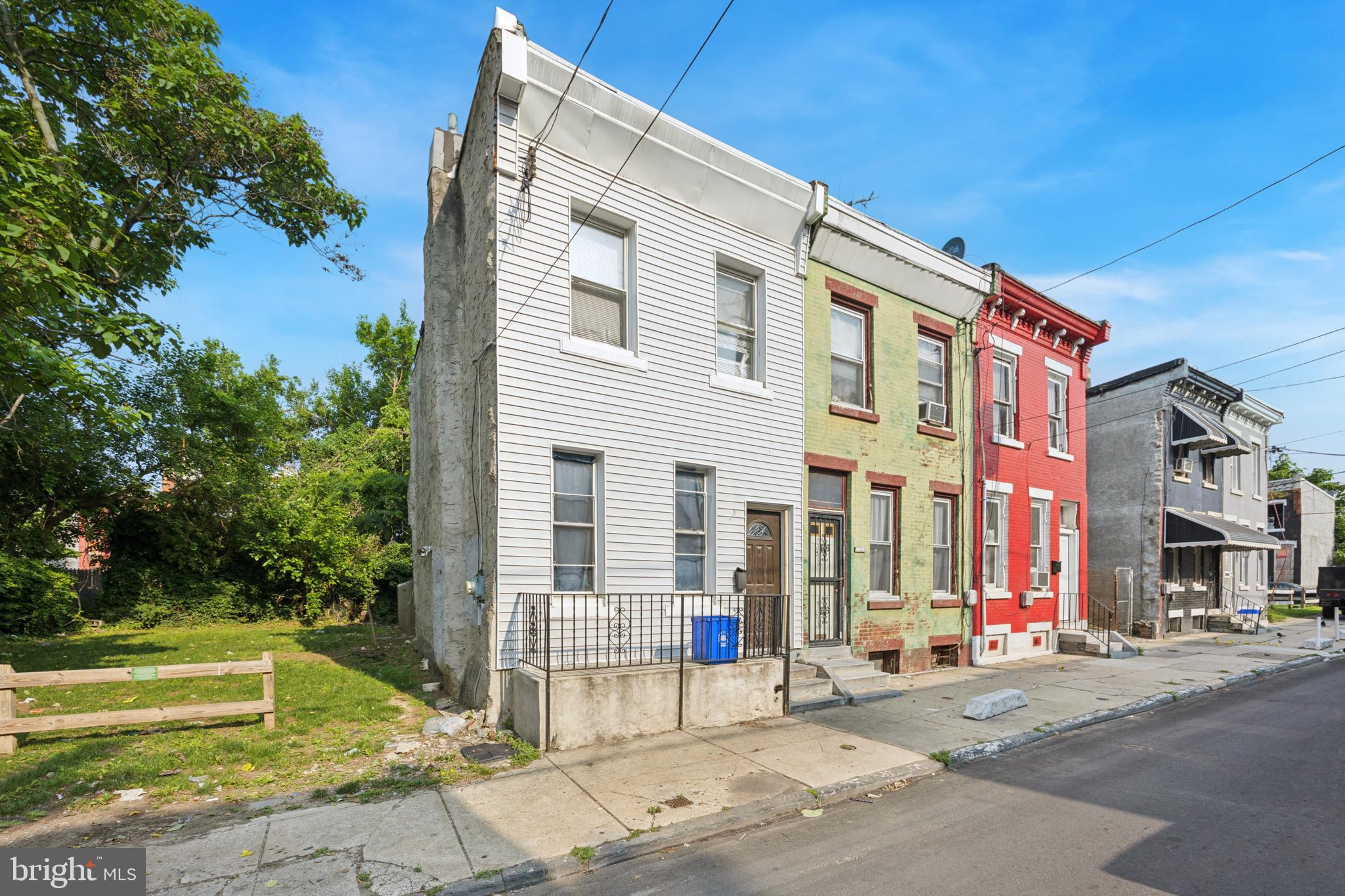 2416 N CARLISLE STREET